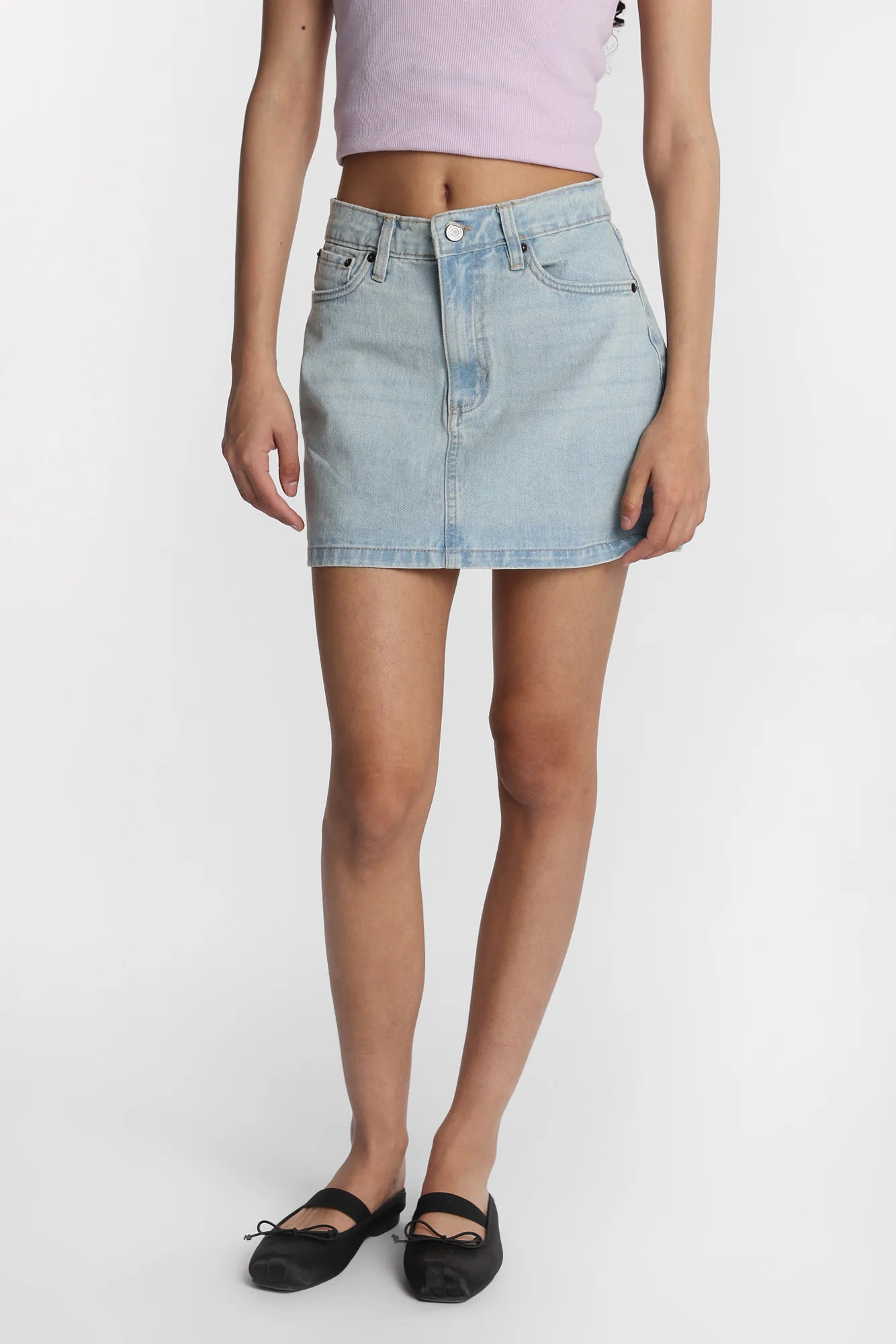 Mini-jupe en denim taille haute - Image 9