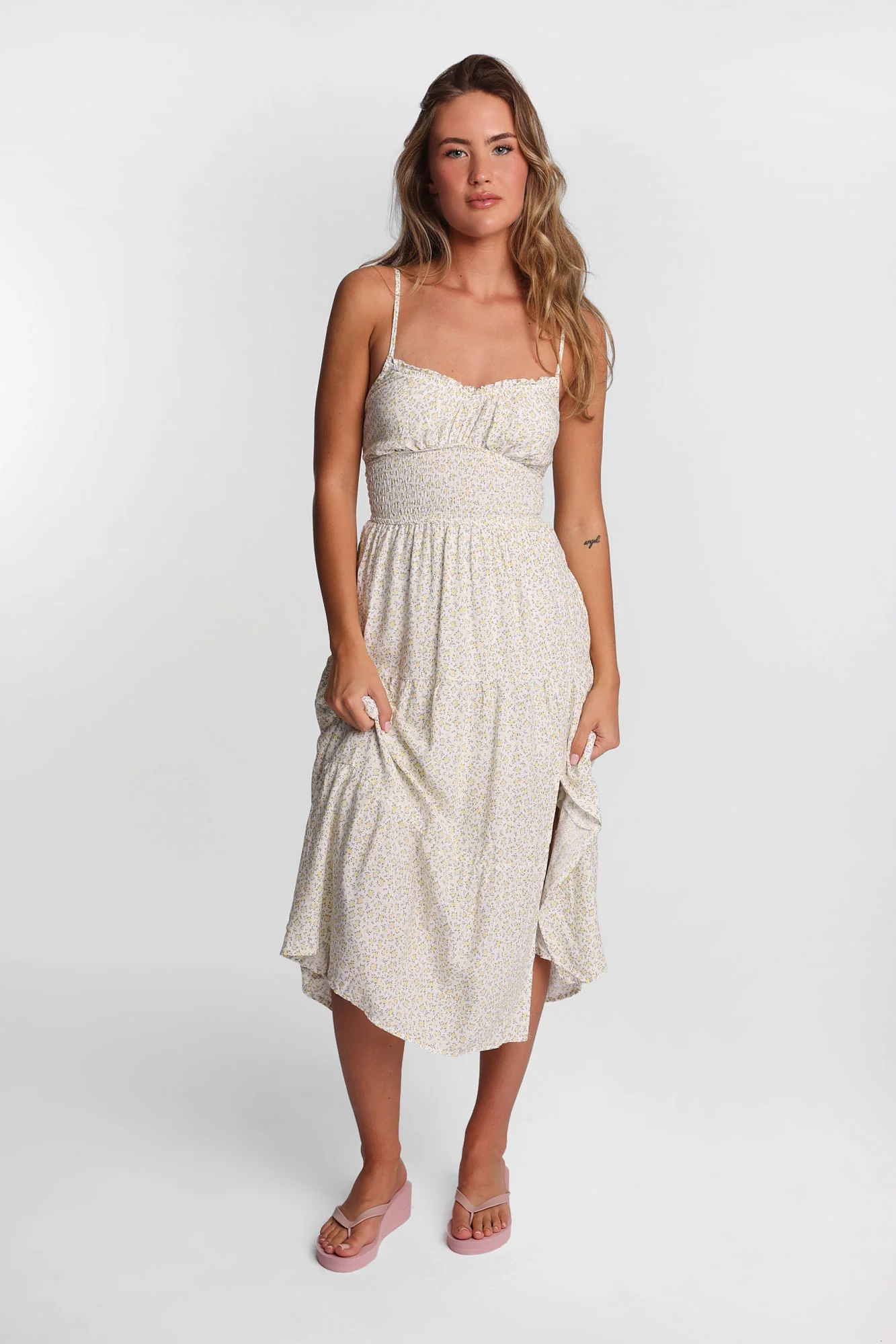 Robe maxi dos croisé à taille smockée - Image 13
