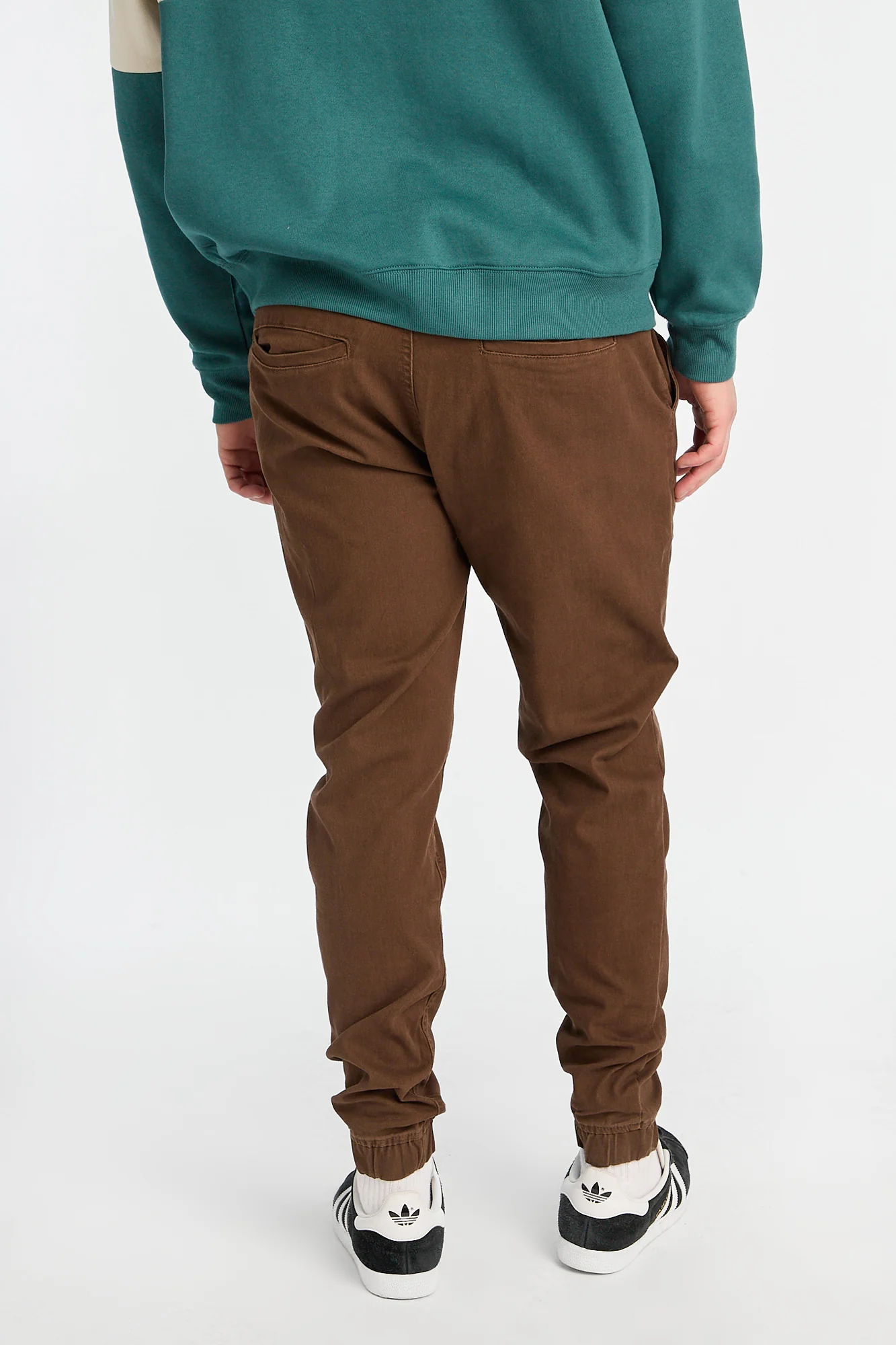 Jogger en sergé coupe slim - Image 20