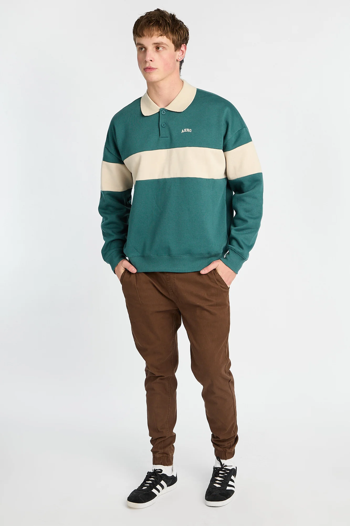 Jogger en sergé coupe slim - Image 21
