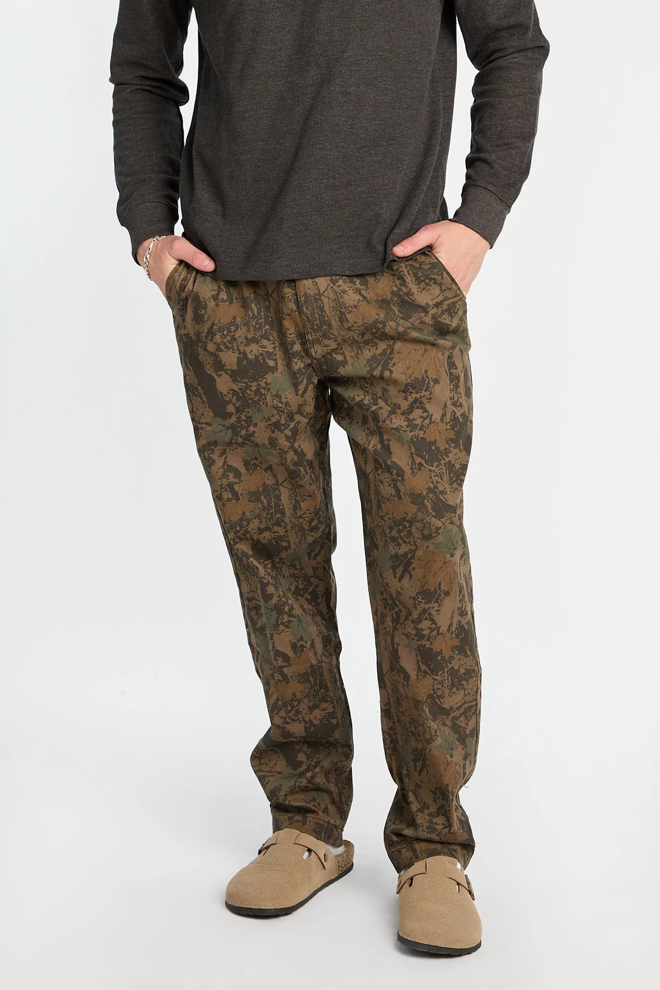 Pantalon en sergé à coupe décontractée - Image 2