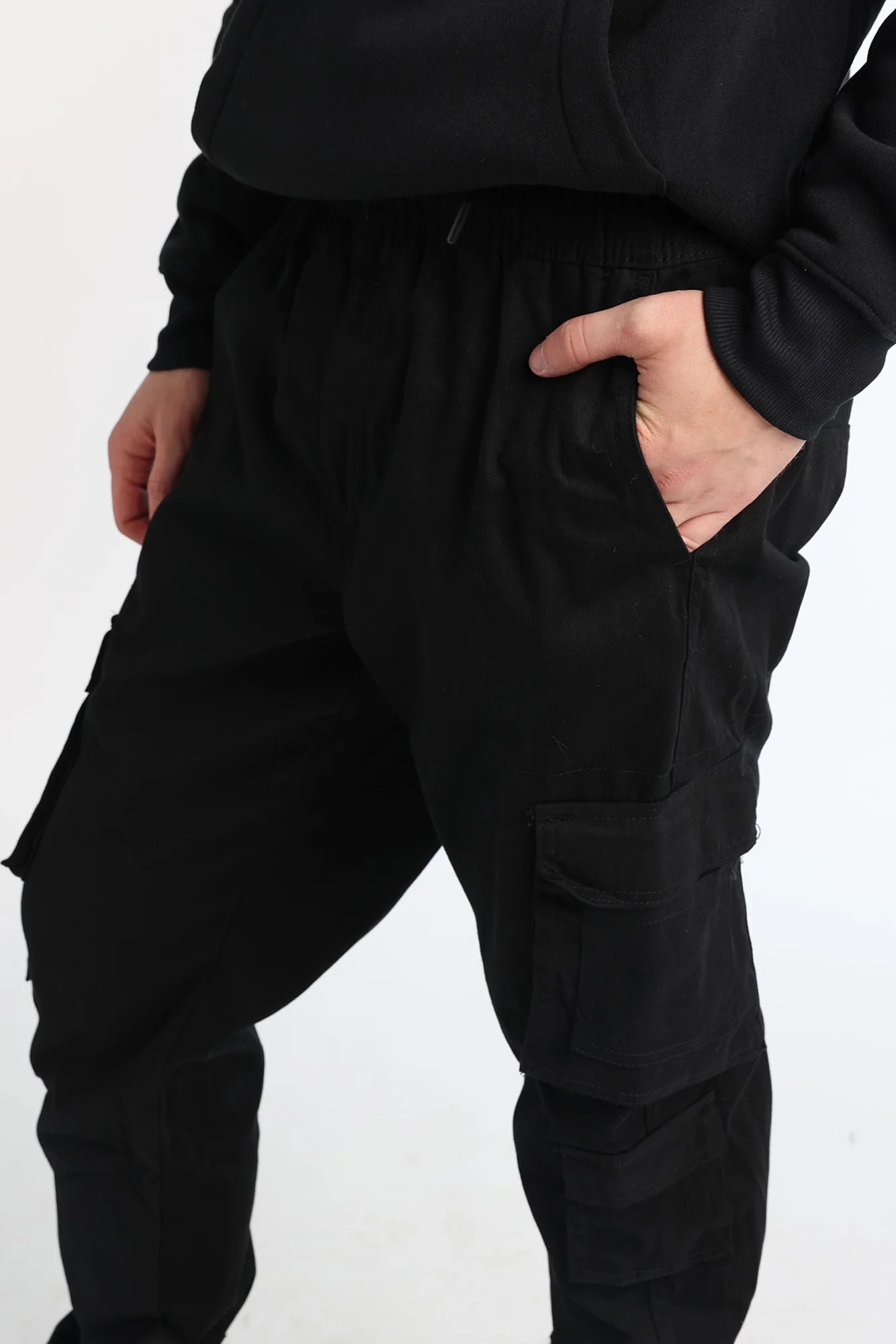 Jogger cargo utilitaire en sergé - Image 3