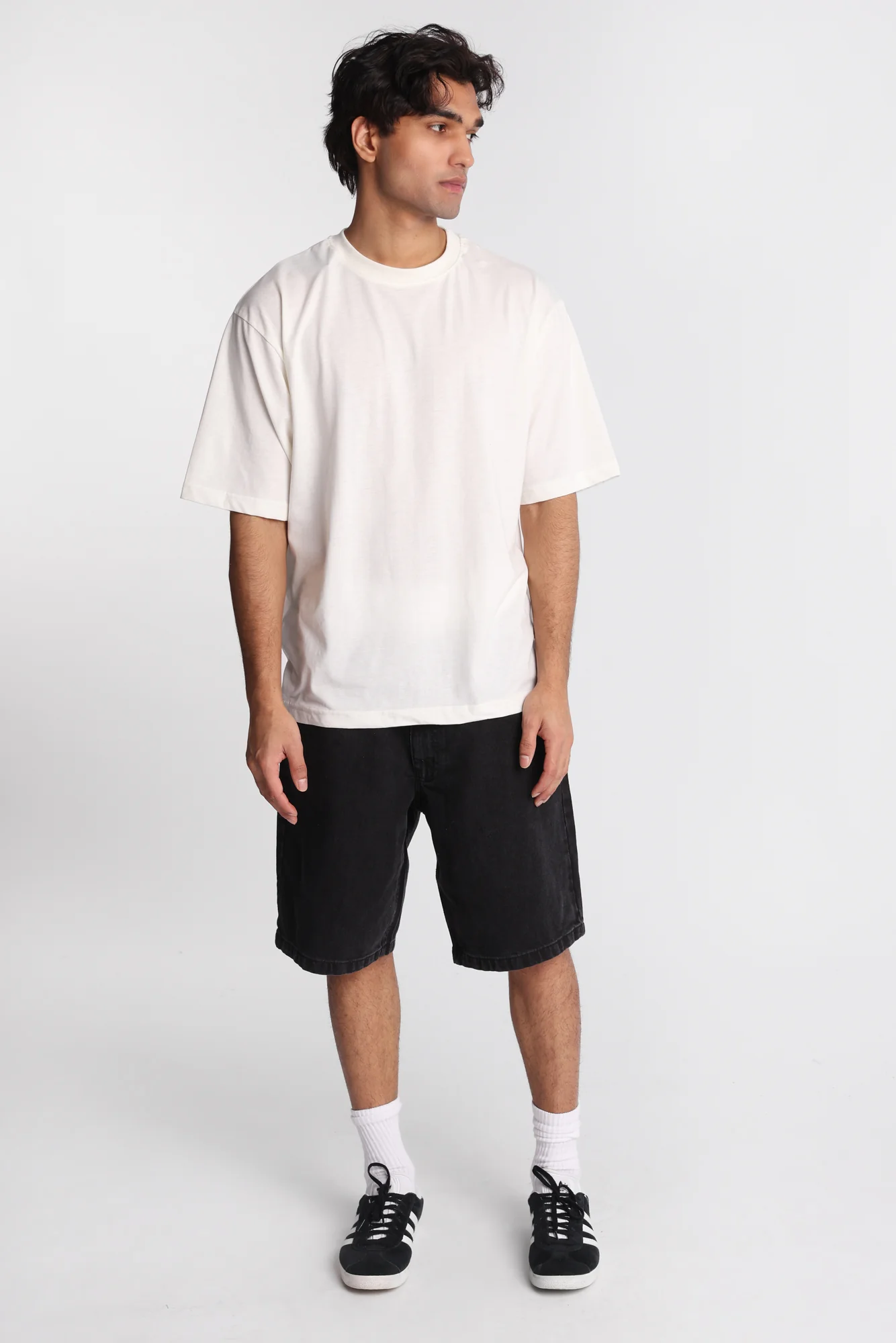 Short en denim ample brodé - Image 5