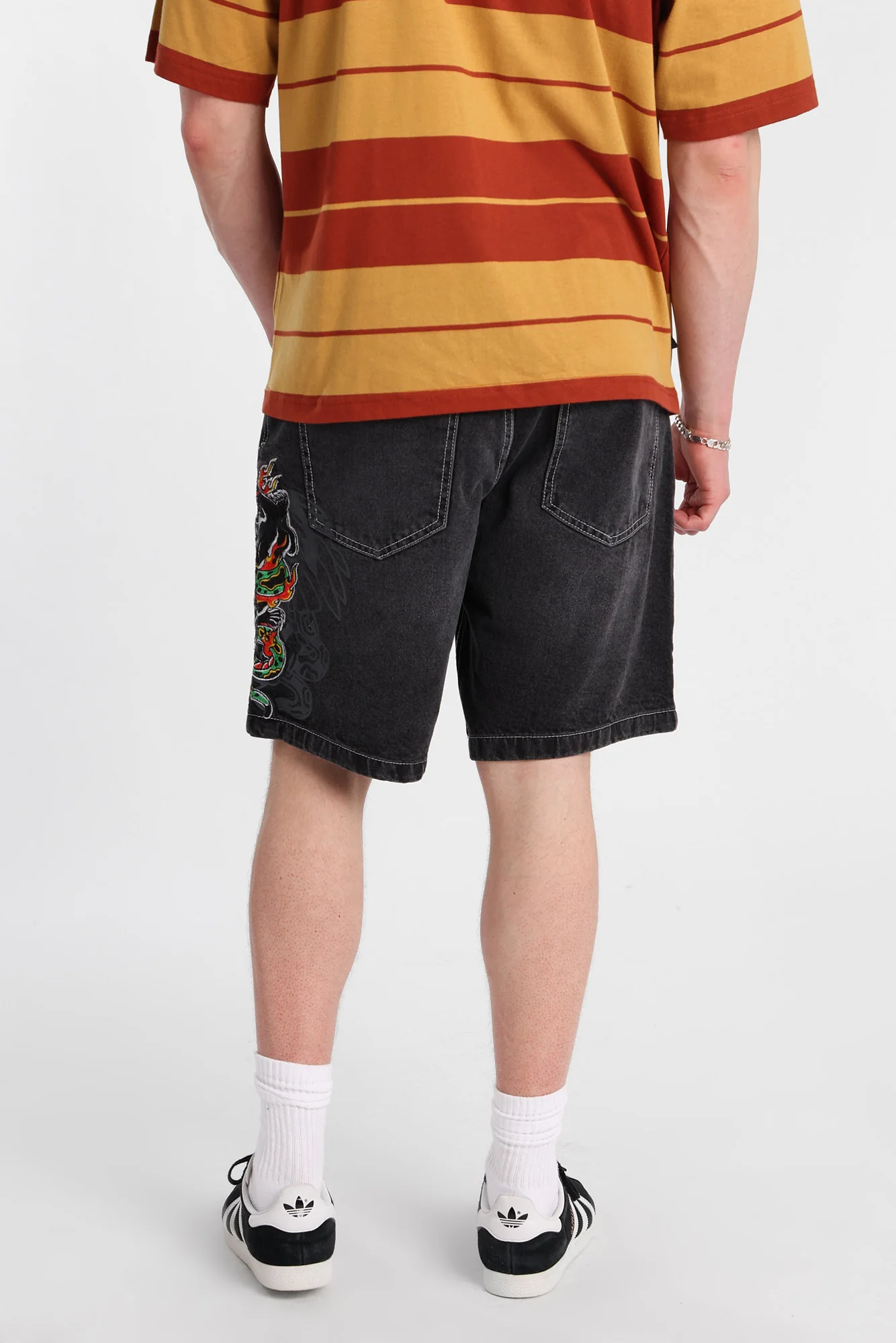 Short en denim ample brodé - Image 3
