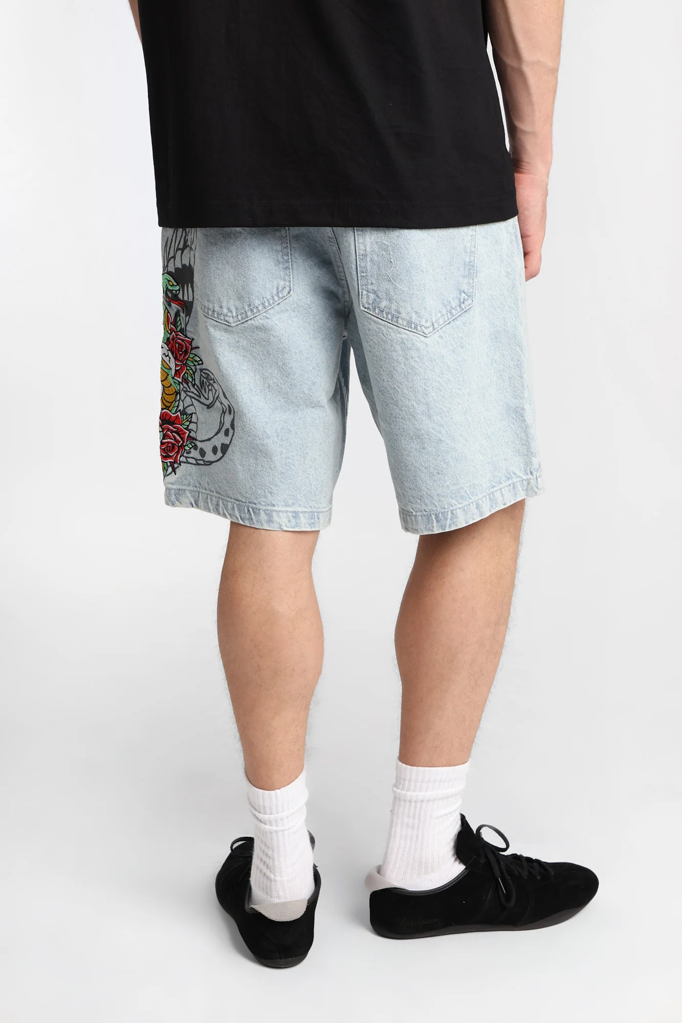 Short en denim ample brodé - Image 3