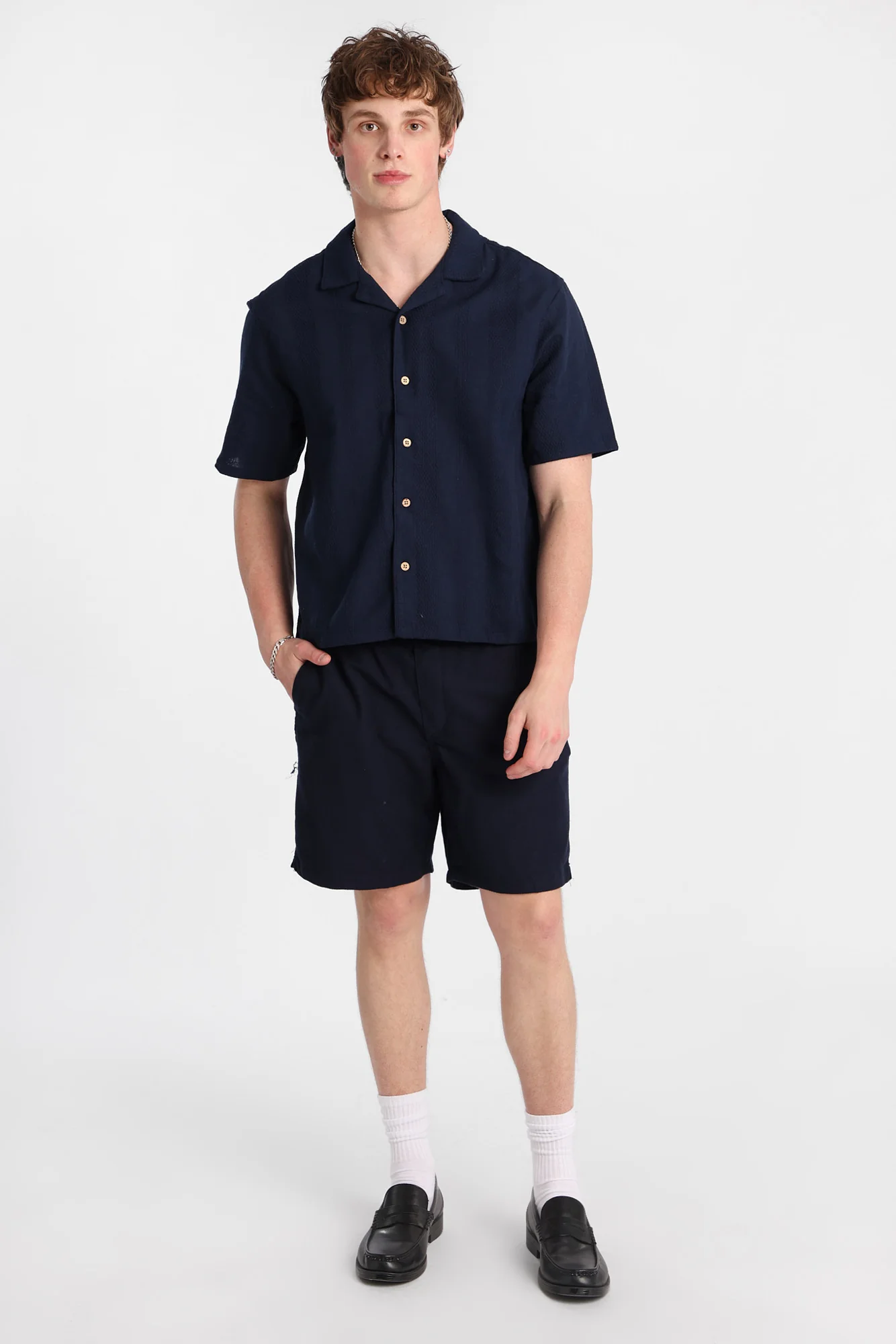 Chemise boutonnée texturée à rayures - Image 16