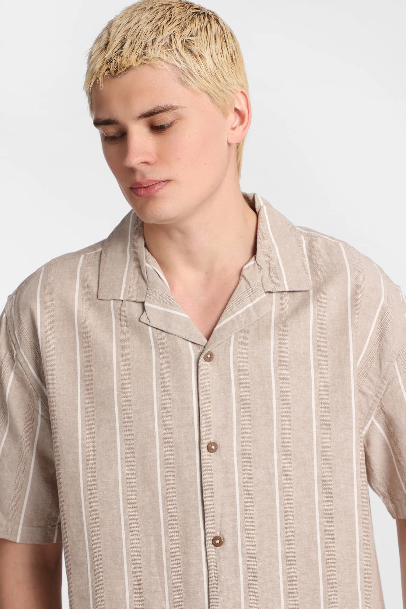 Textured Striped Short Sleeve Button-Up Shirt - Image 2