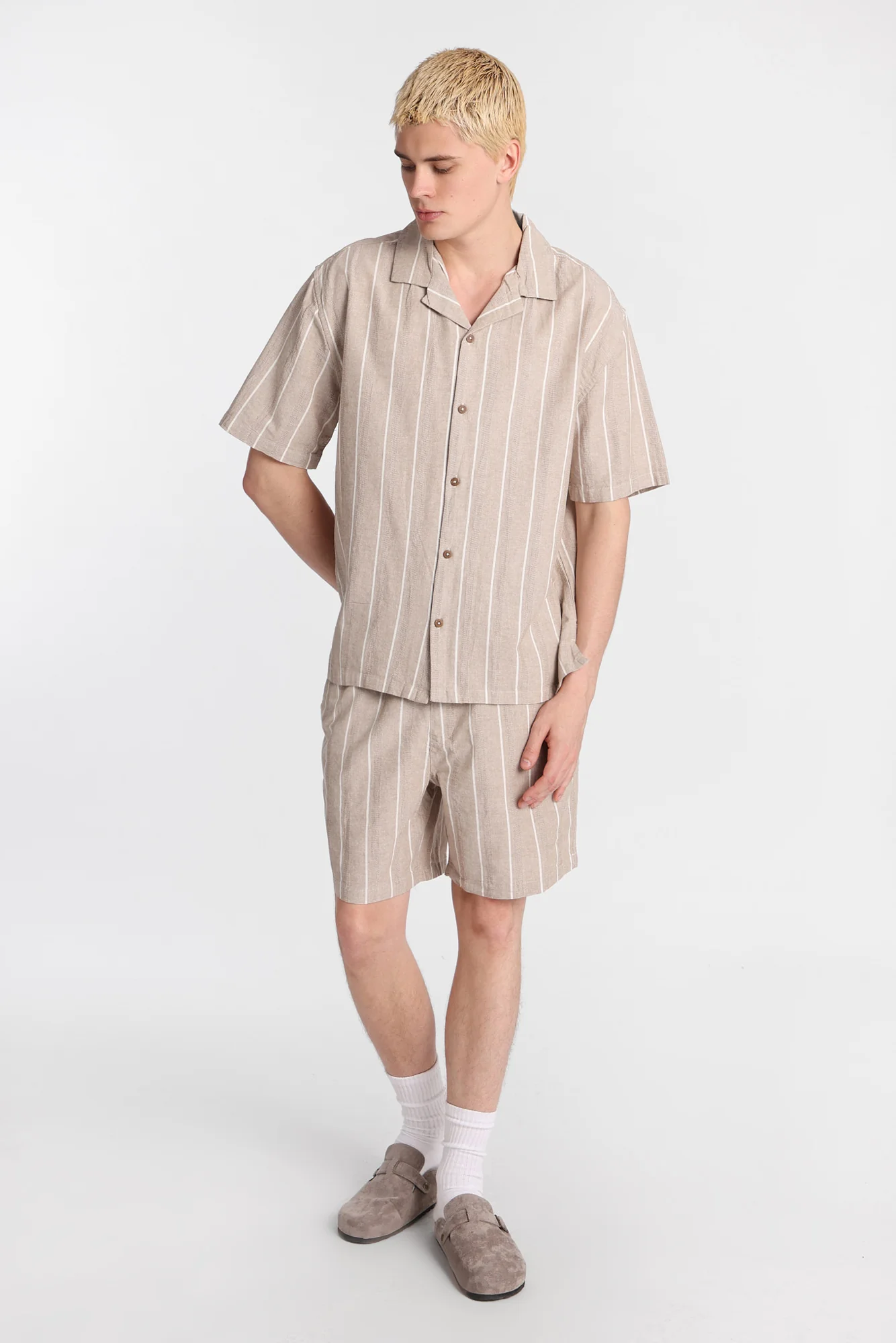 Textured Striped Short Sleeve Button-Up Shirt - Image 4