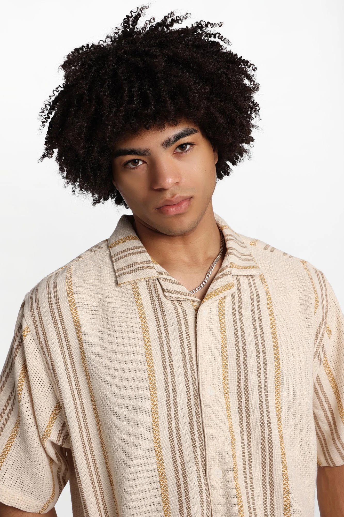 Chemise texturéee à manches courtes à rayures multicolores - Image 2