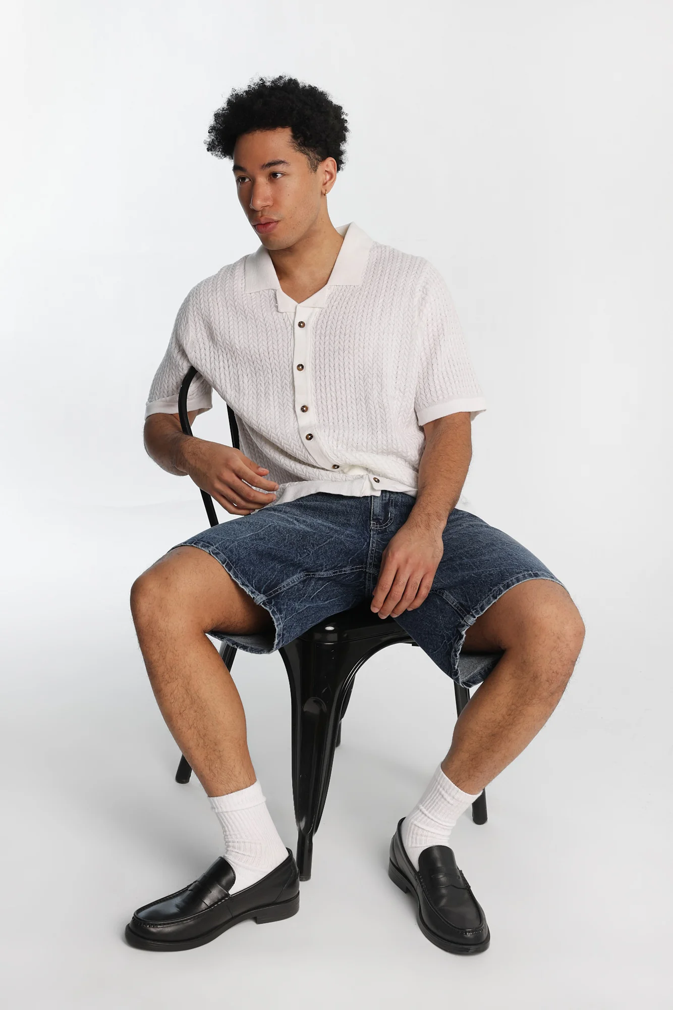 Chevron Short Sleeve Button-Up Shirt - Image 5