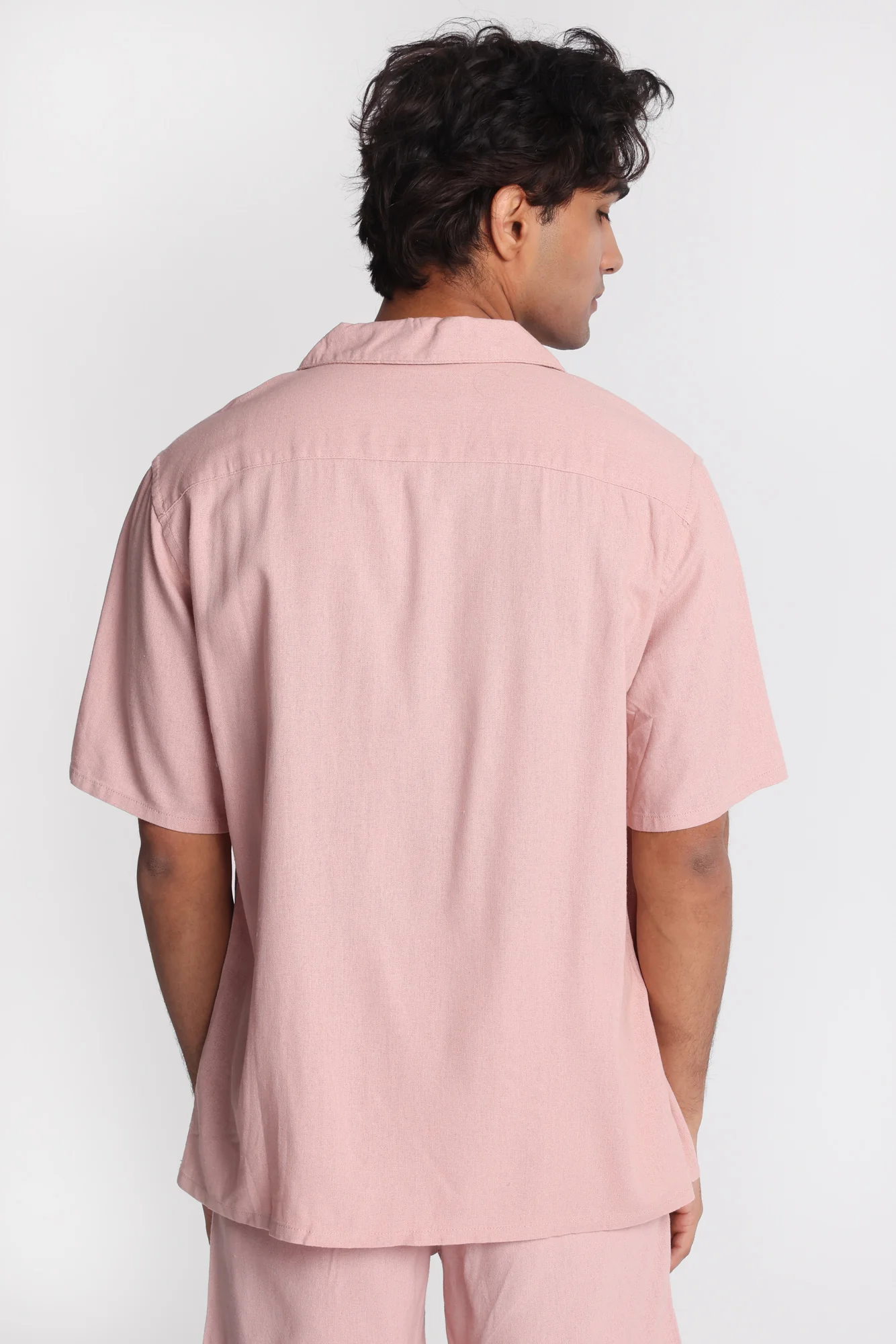 Chemise boutonnée en mélange de lin - Image 32