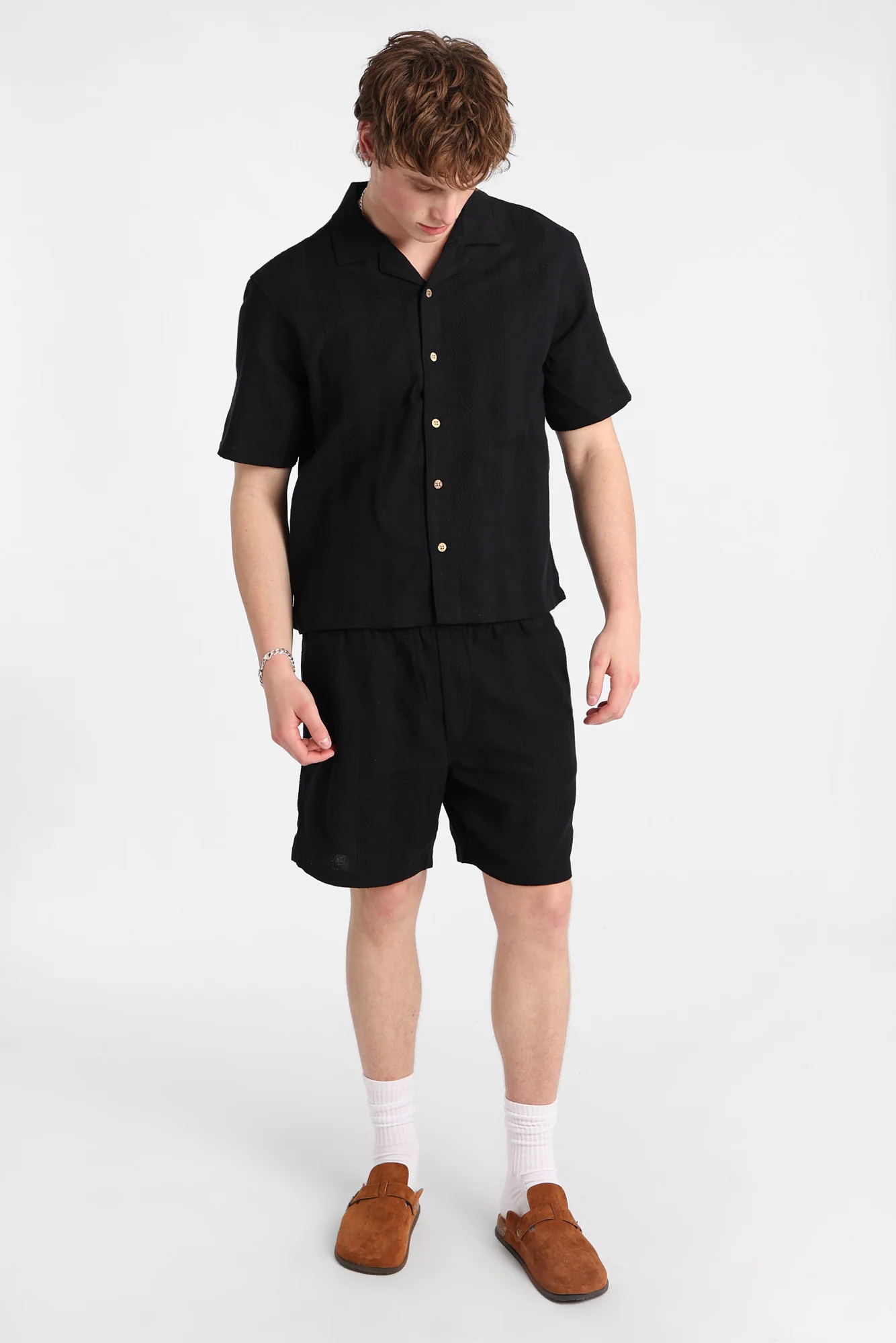 Textured Striped Shorts 7" - Image 5