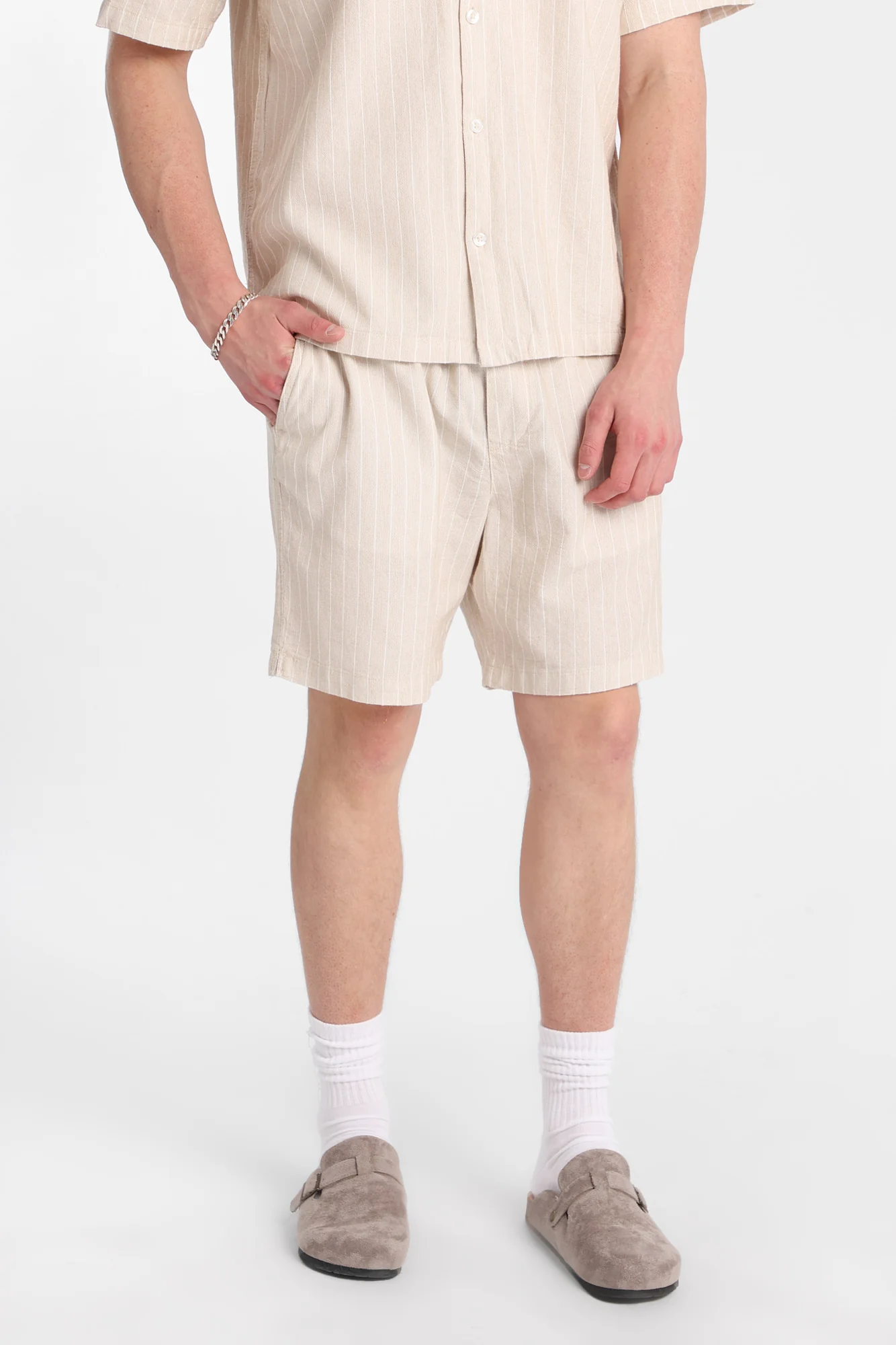 Textured Pinstripe Shorts 7" - Image 2