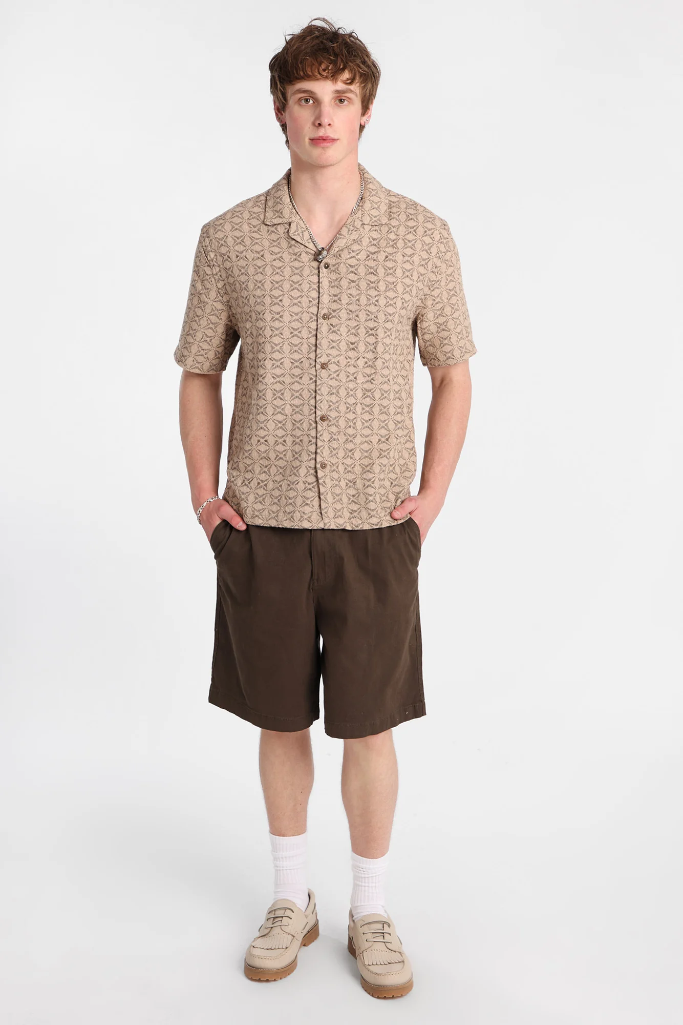 Loose Twill Shorts 9" - Image 4