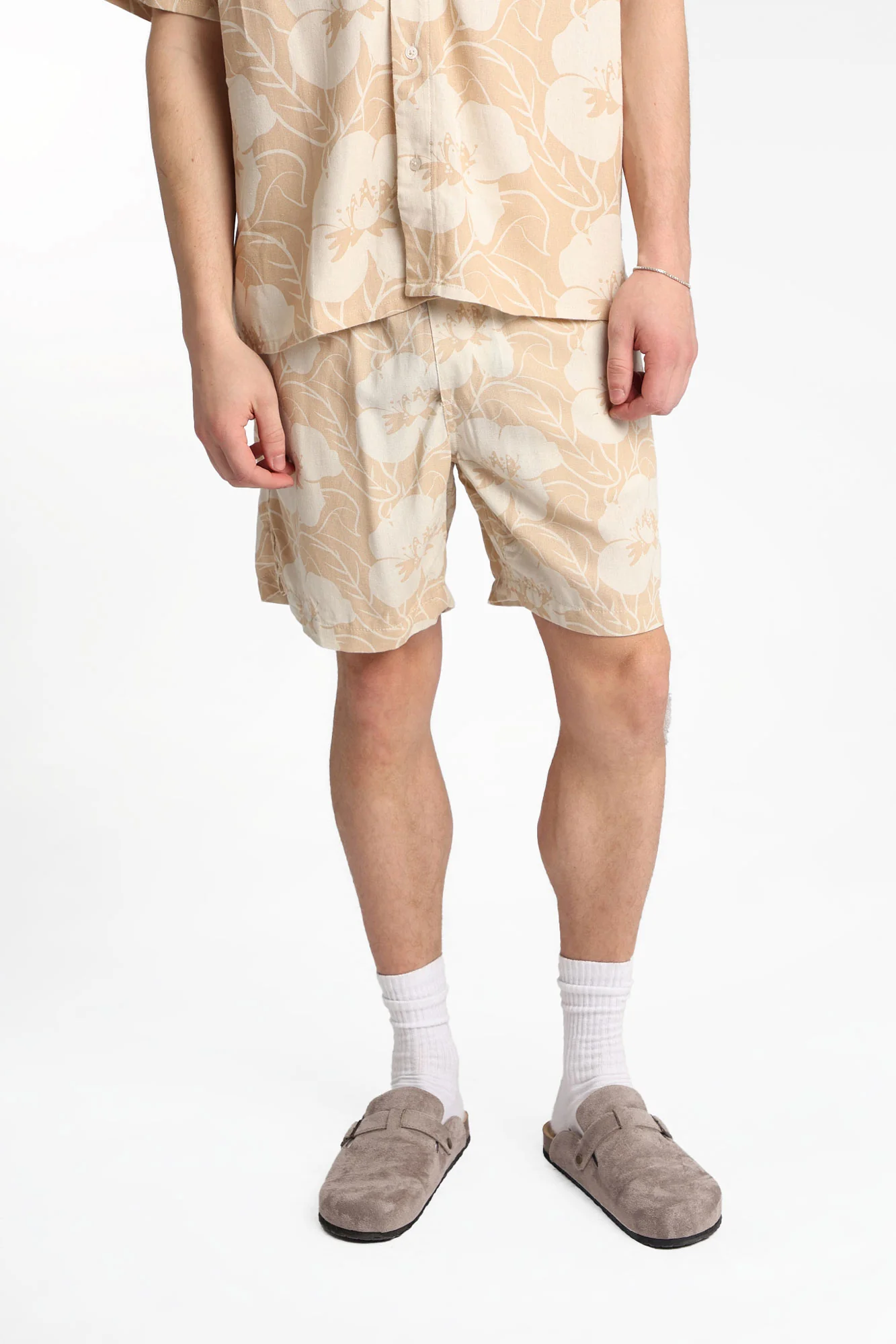 Short à imprimé floral en mélange de lin 7 po