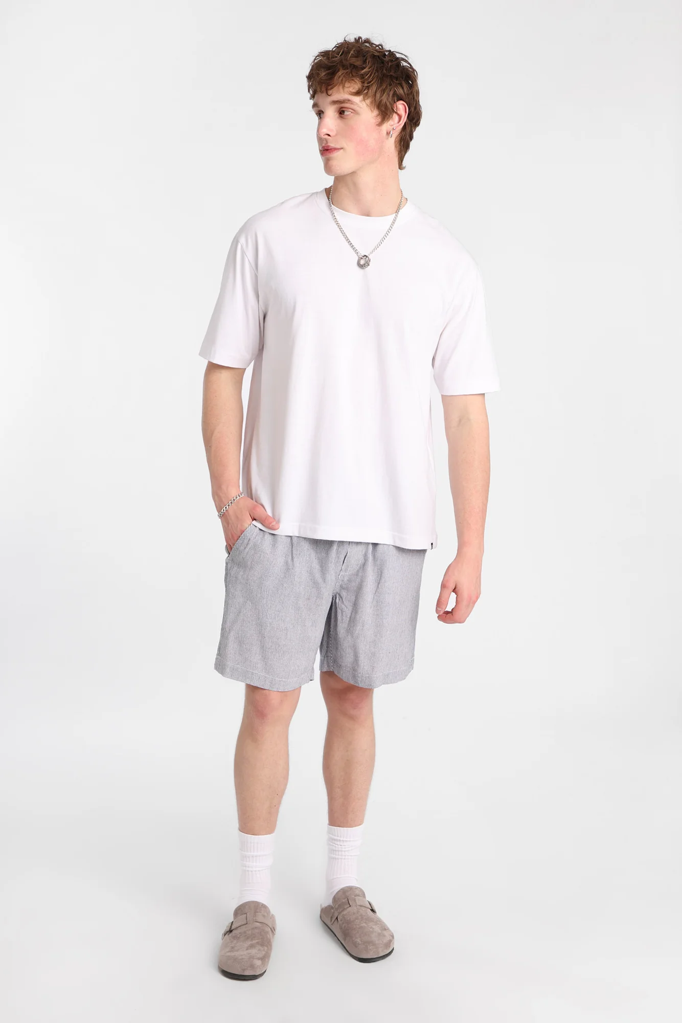 Short en mélange de lin à rayures teintées dans le fil 7 po - Image 4