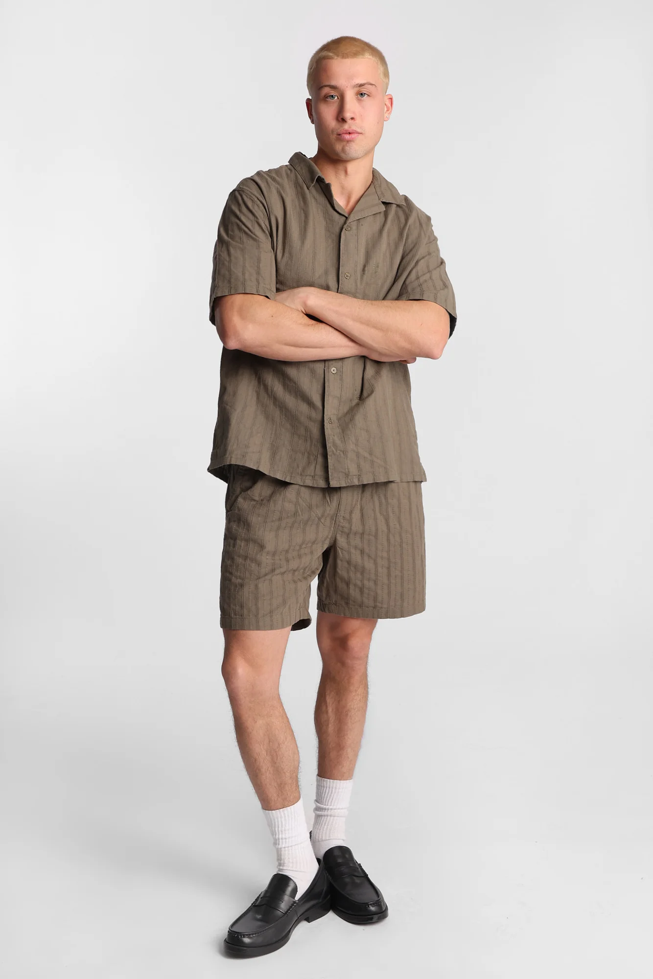 Textured Striped Shorts - Image 9