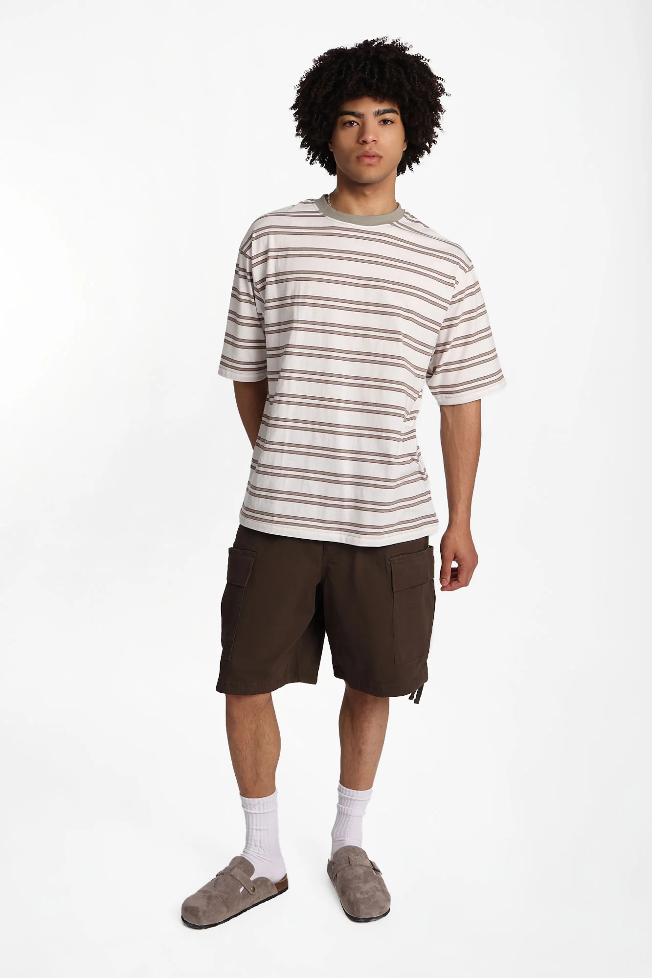 Short ample en sergé à multiples poches - Image 13