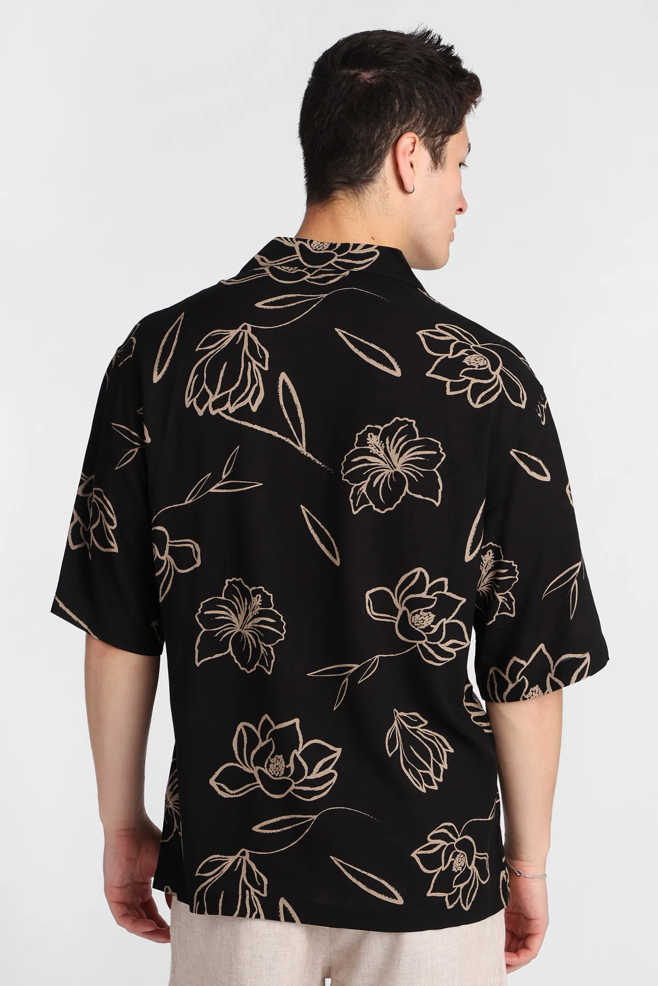 Chemise boutonnée à imprimé floral - Image 3