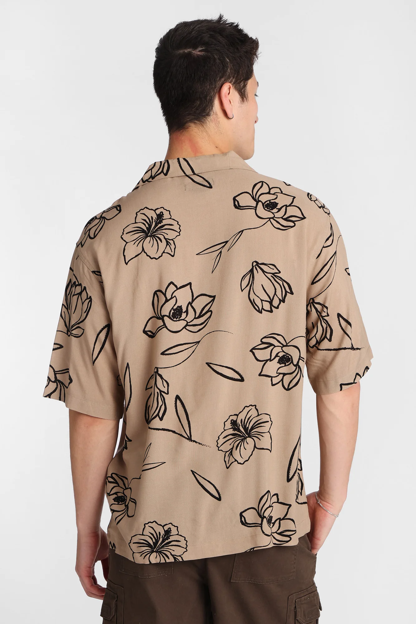 Floral Print Short Sleeve Button-Up Shirt - Image 7