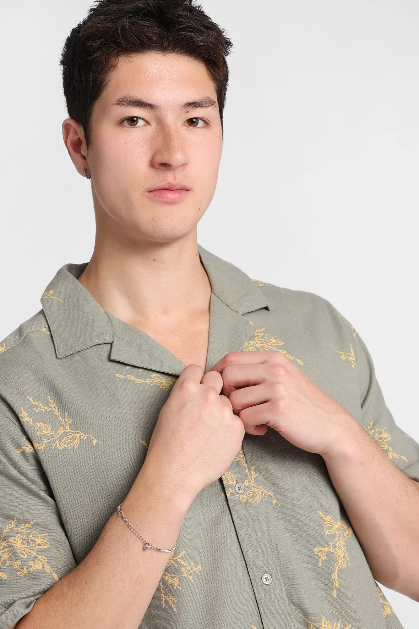 Chemise boutonnée à imprimé floral - Image 3