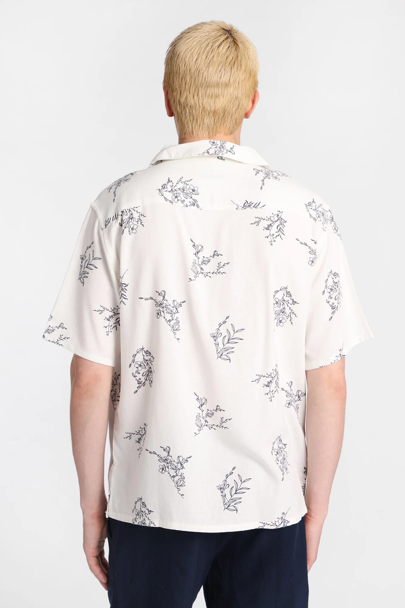 Floral Print Short Sleeve Button-Up Shirt - Image 7