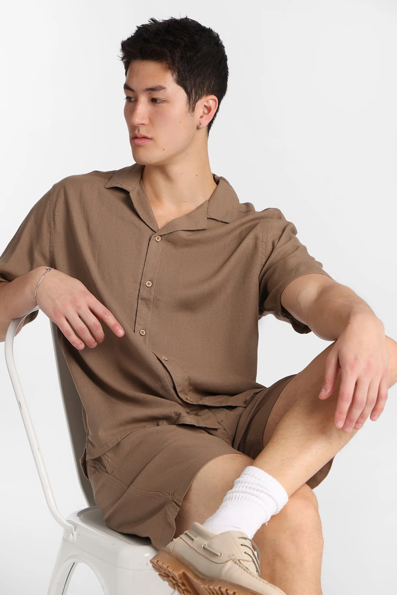 Chemise boutonnée en mélange de lin - Image 9