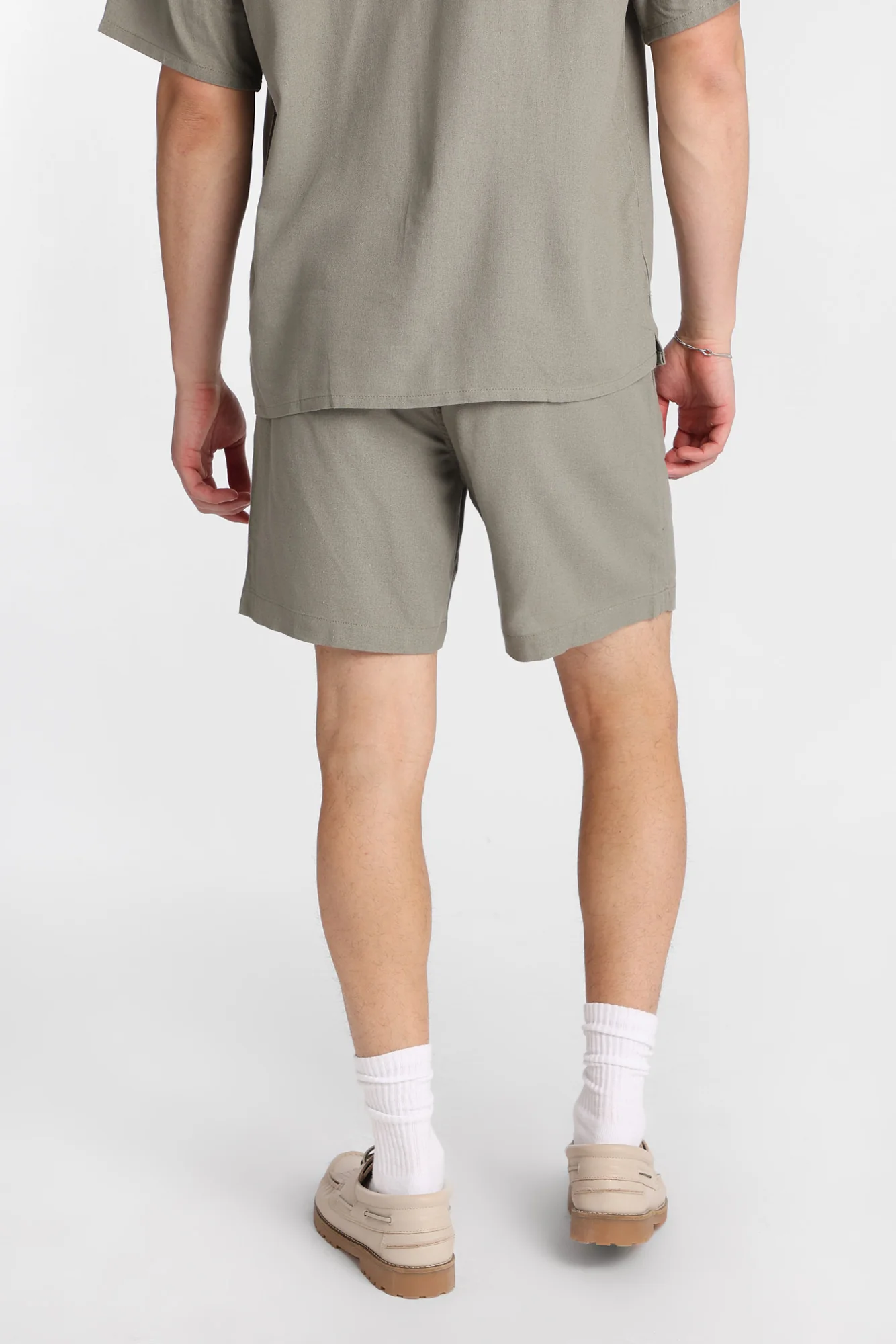 Linen-Blend Shorts 7" - Image 12