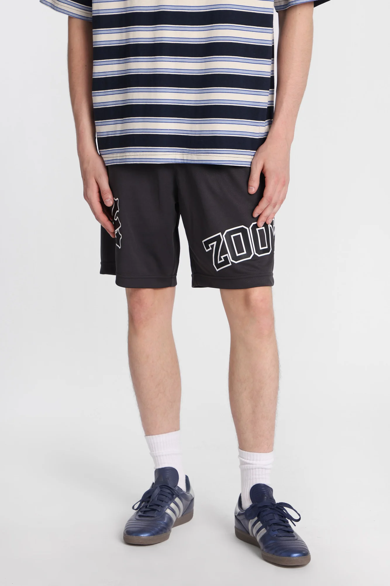 Zoo York Logo Mesh Shorts - Image 5
