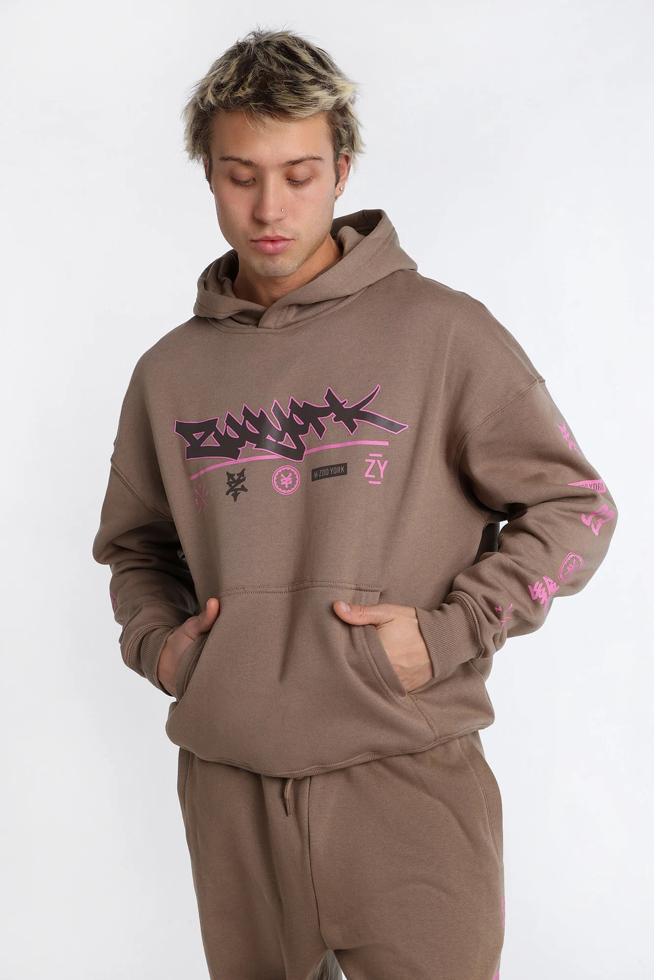 Zoo York Contrast Logo Hoodie - Image 2