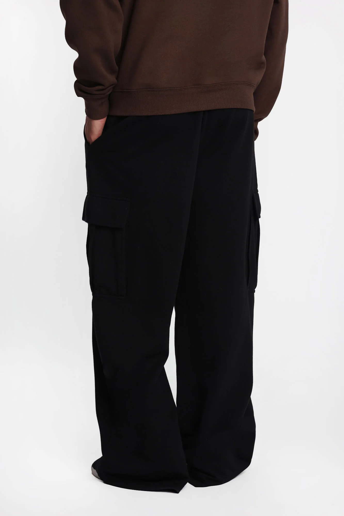 Zoo York Super Baggy Straight Leg Cargo Sweatpants - Image 4
