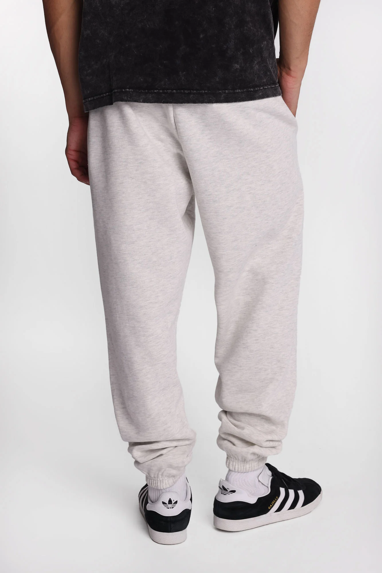 Zoo York Embroidered Logo Sweatpants - Image 15