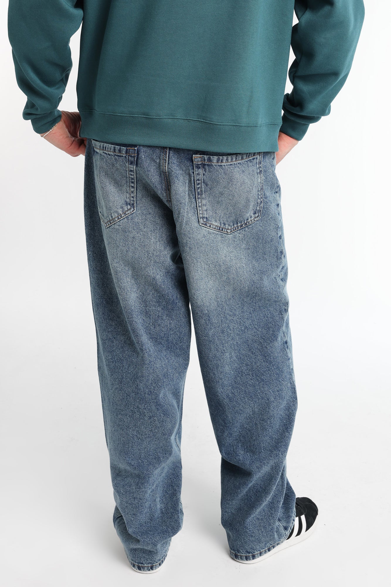 Baggy Medium Stonewash Jeans - Image 3