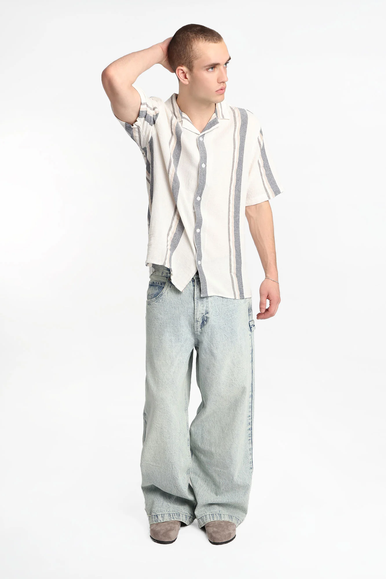 Ultra-Baggy Jeans - Image 4