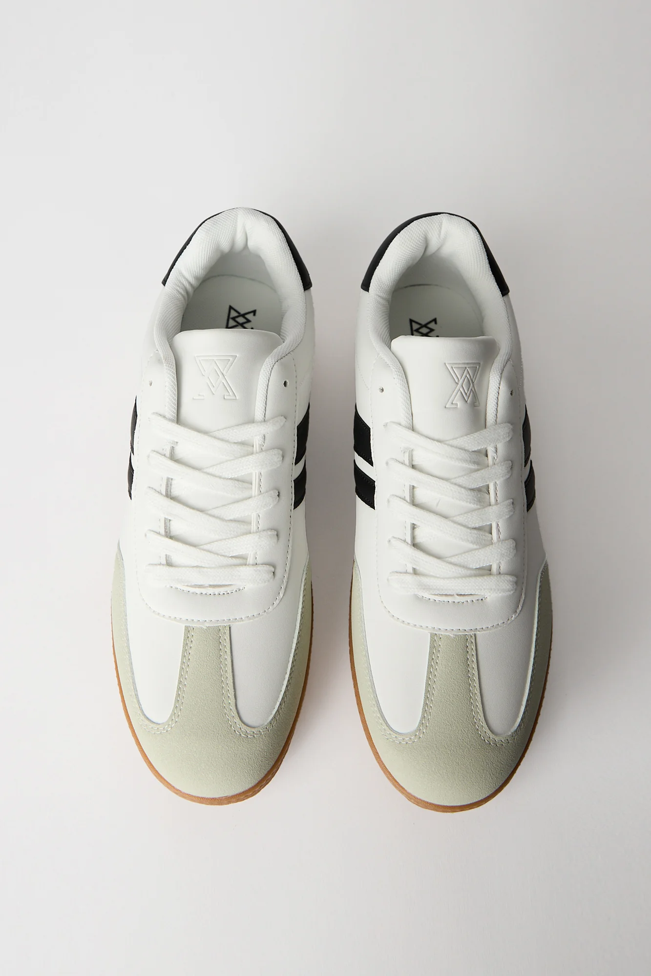 Chaussures basiques rayées Arsenic - Image 6