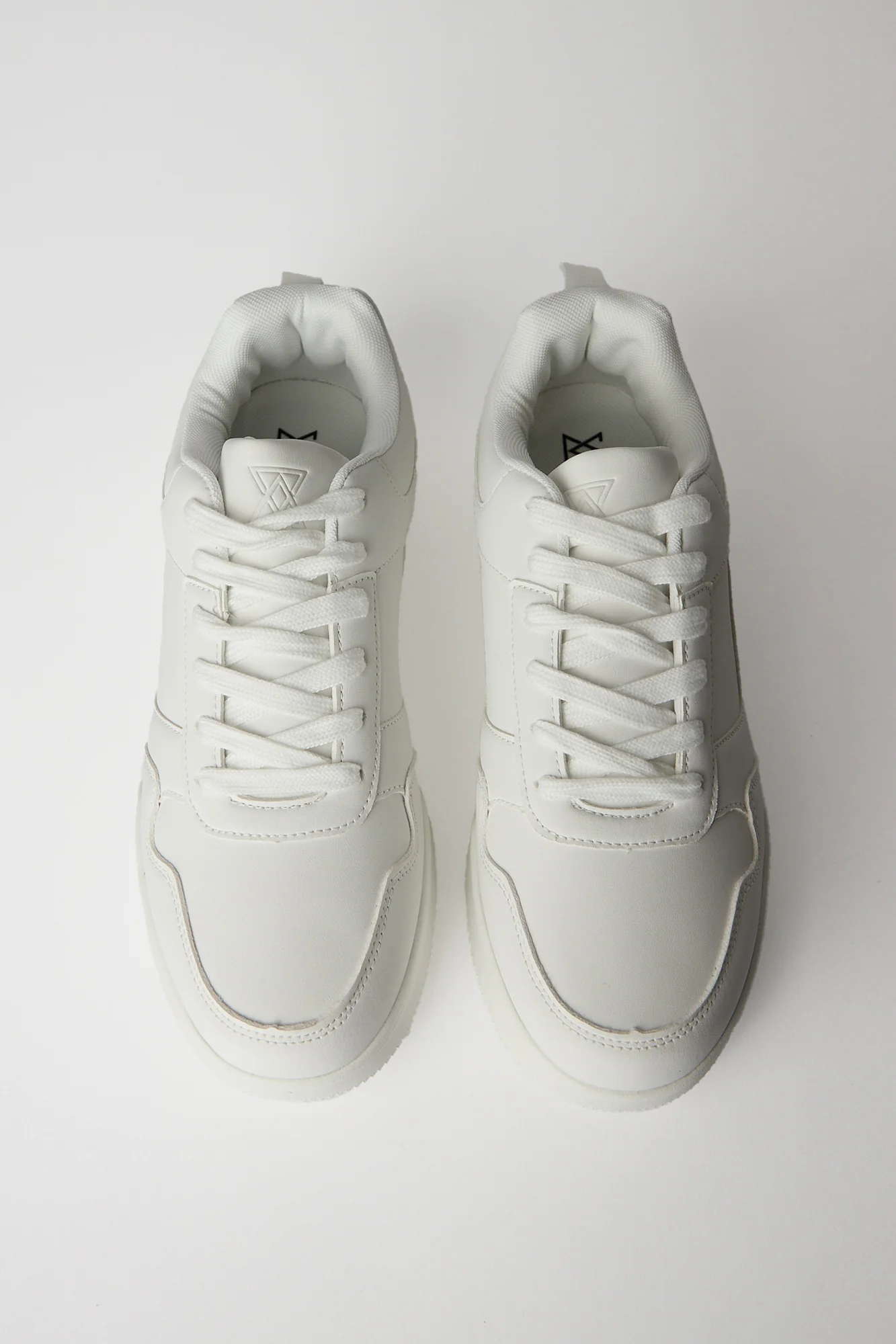 Arsenic Basic Low Shoes - Image 6