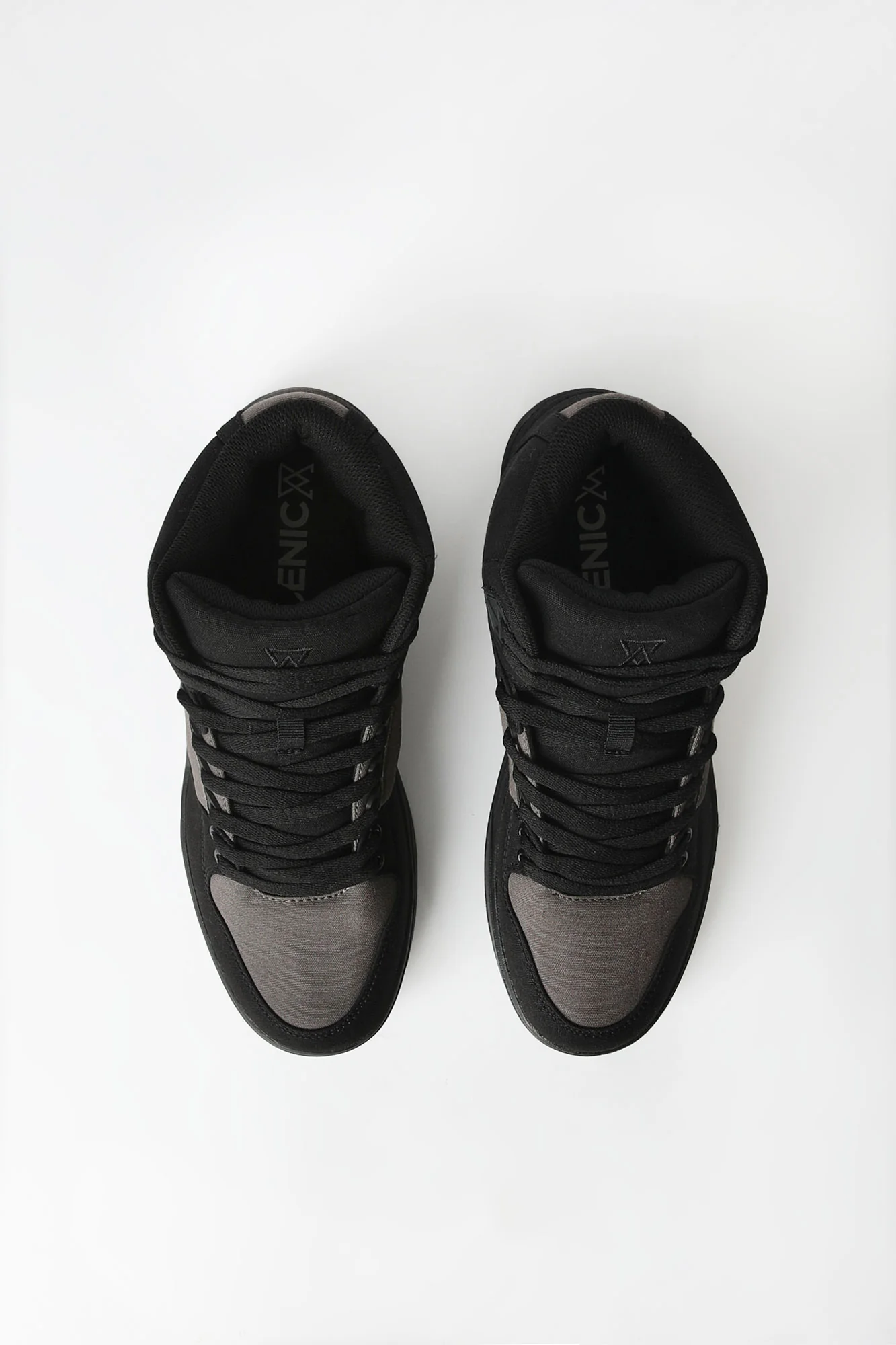 Chaussures montantes en toile Arsenic homme - Image 10