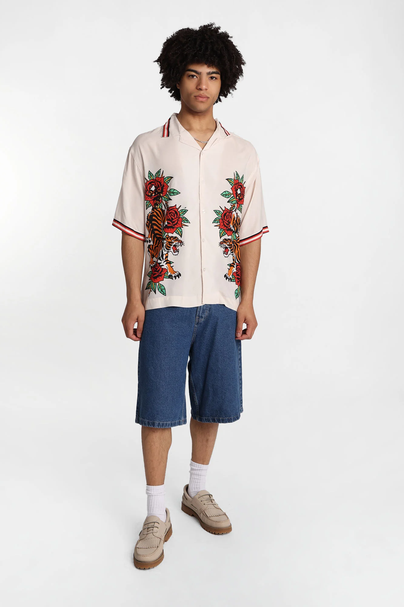Arsenic Tiger & Rose Graphic Button-Up Shirt - Image 4