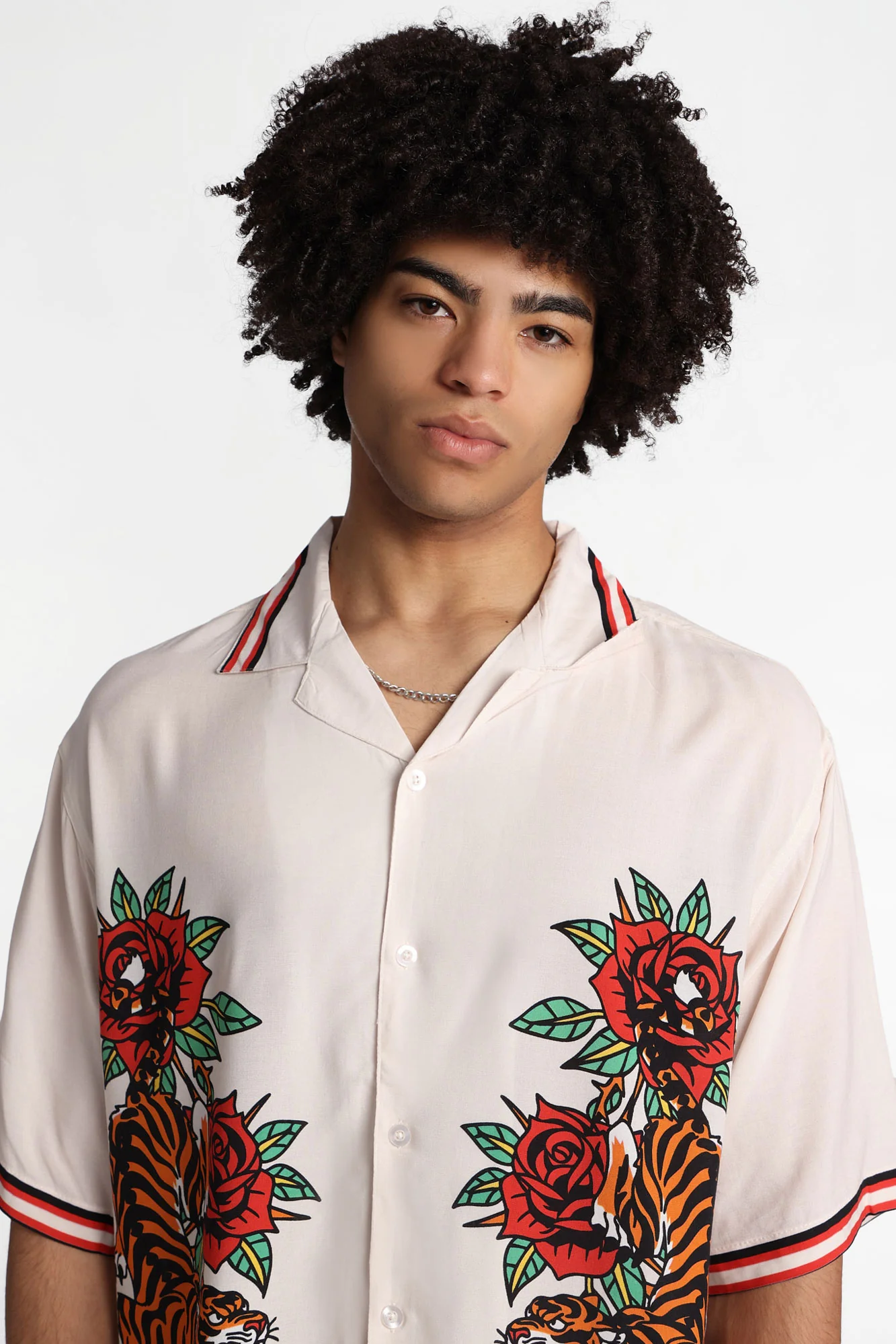 Chemise boutonnée à imprimé tigre et roses Arsenic - Image 2