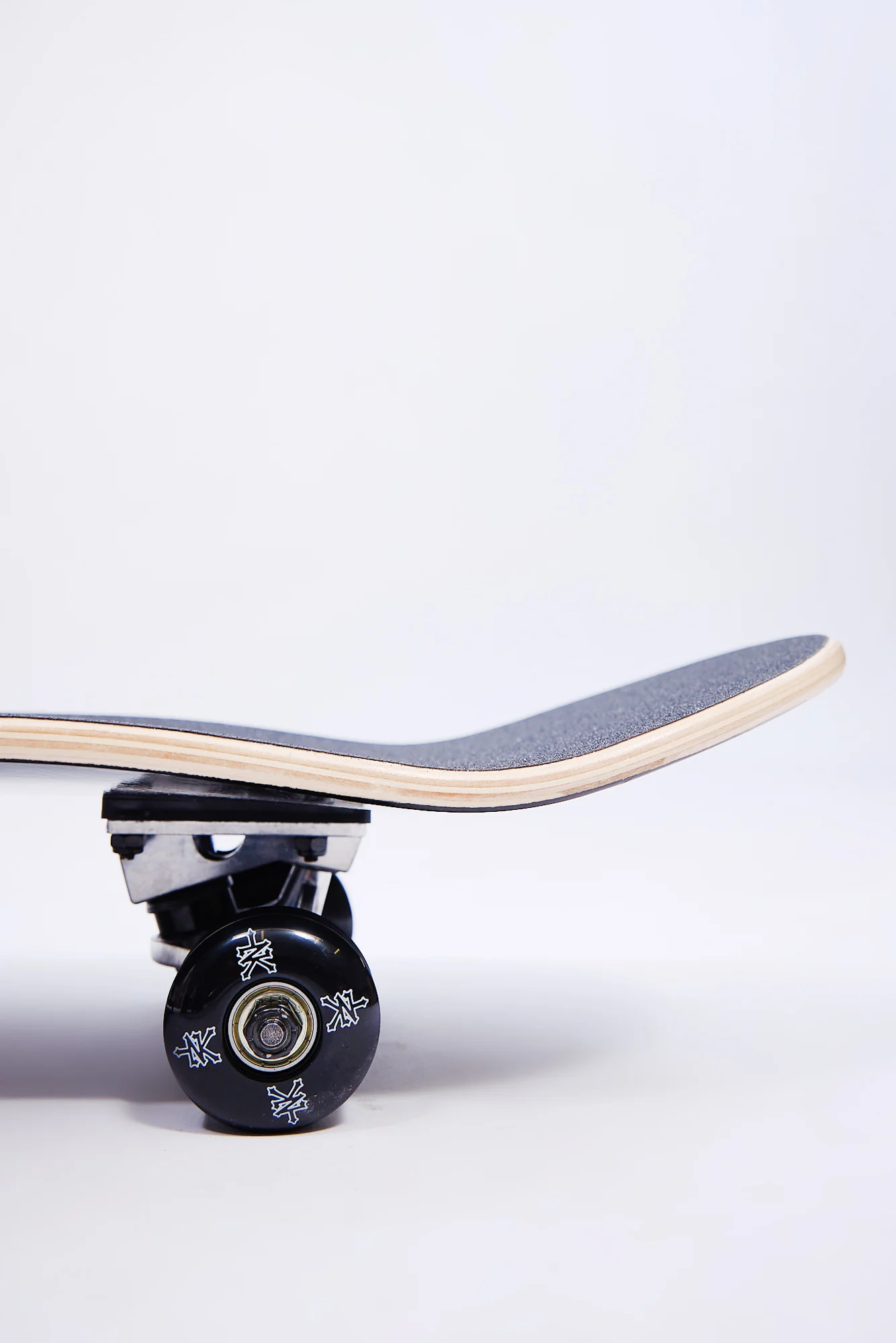 Zoo York Gradient Logo Skateboard 8" - Image 3
