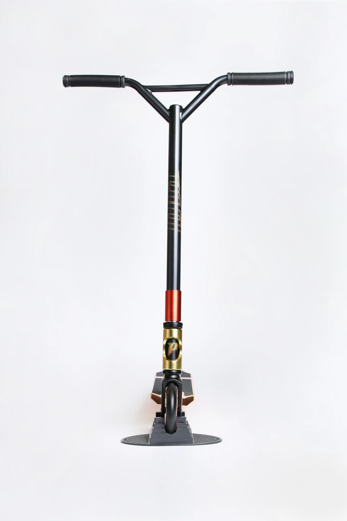 Pivot X-Park Gold & Red Scooter - Image 2