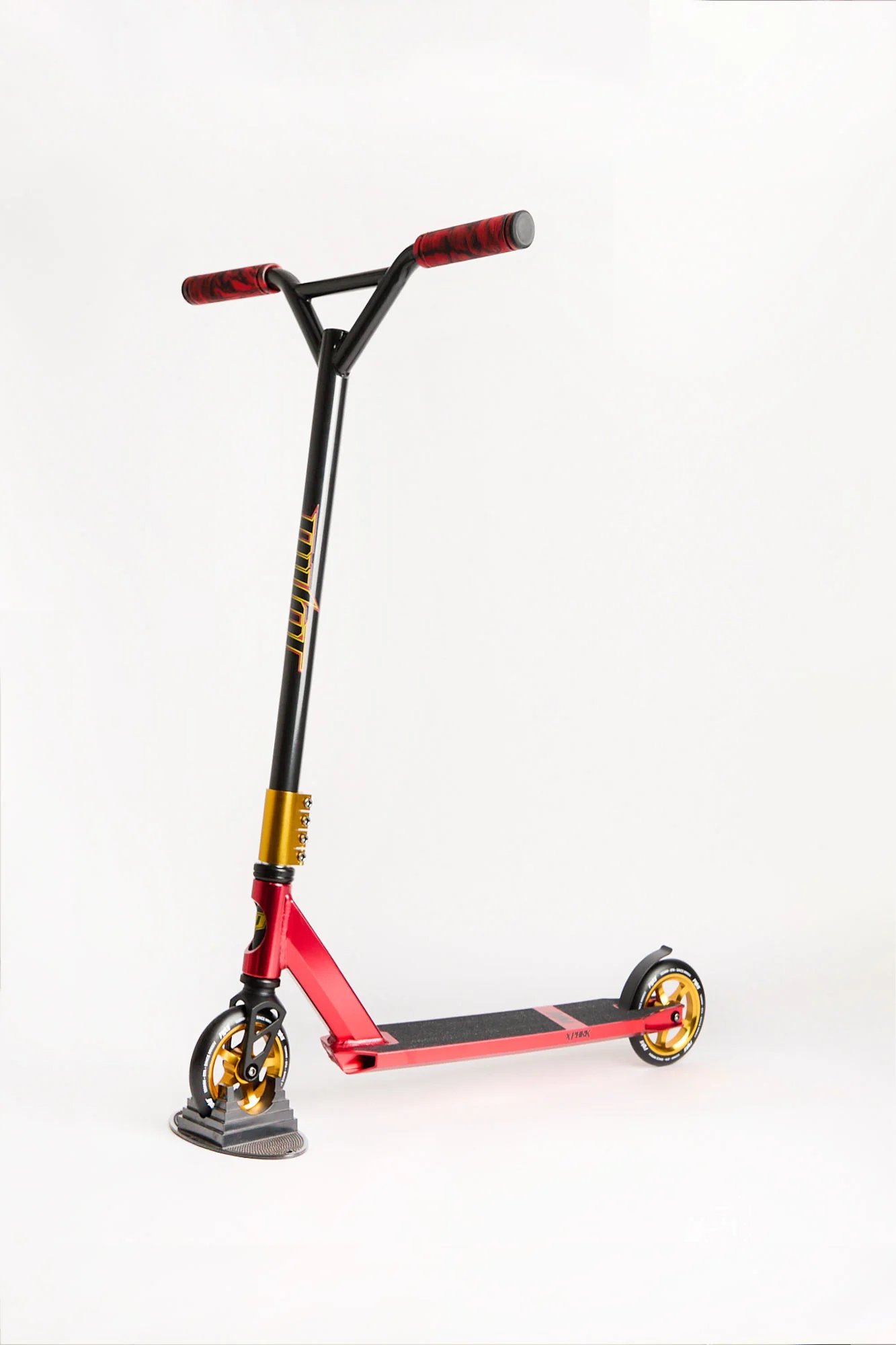 Pivot X-Park Red & Gold Scooter