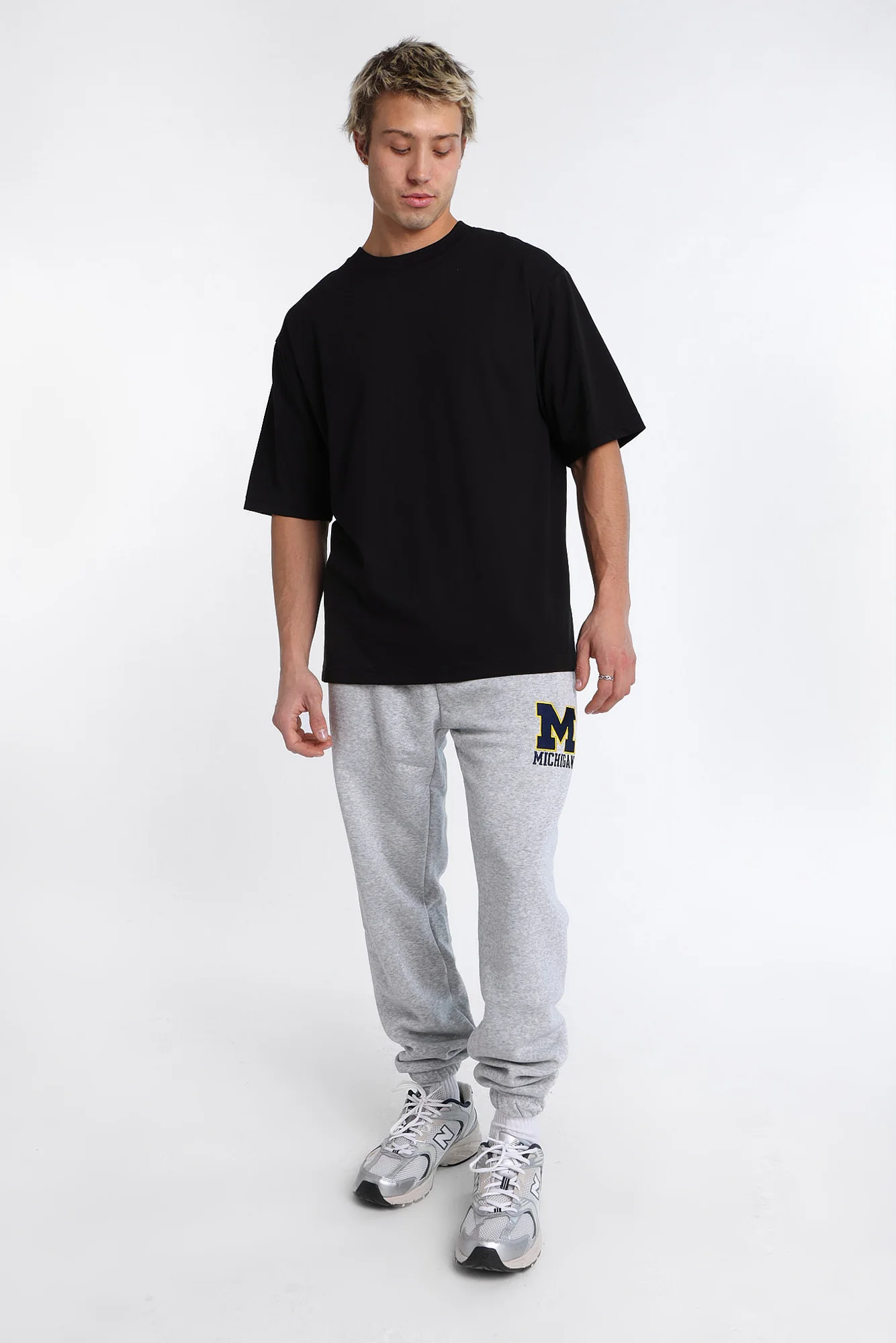 Michigan Wolverines Embroidered Sweatpants - Image 4