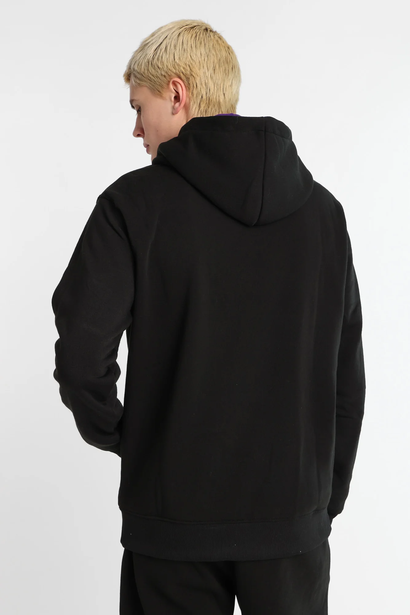 Haut à capuchon à contraste logo chenille Toronto Raptors - Image 3