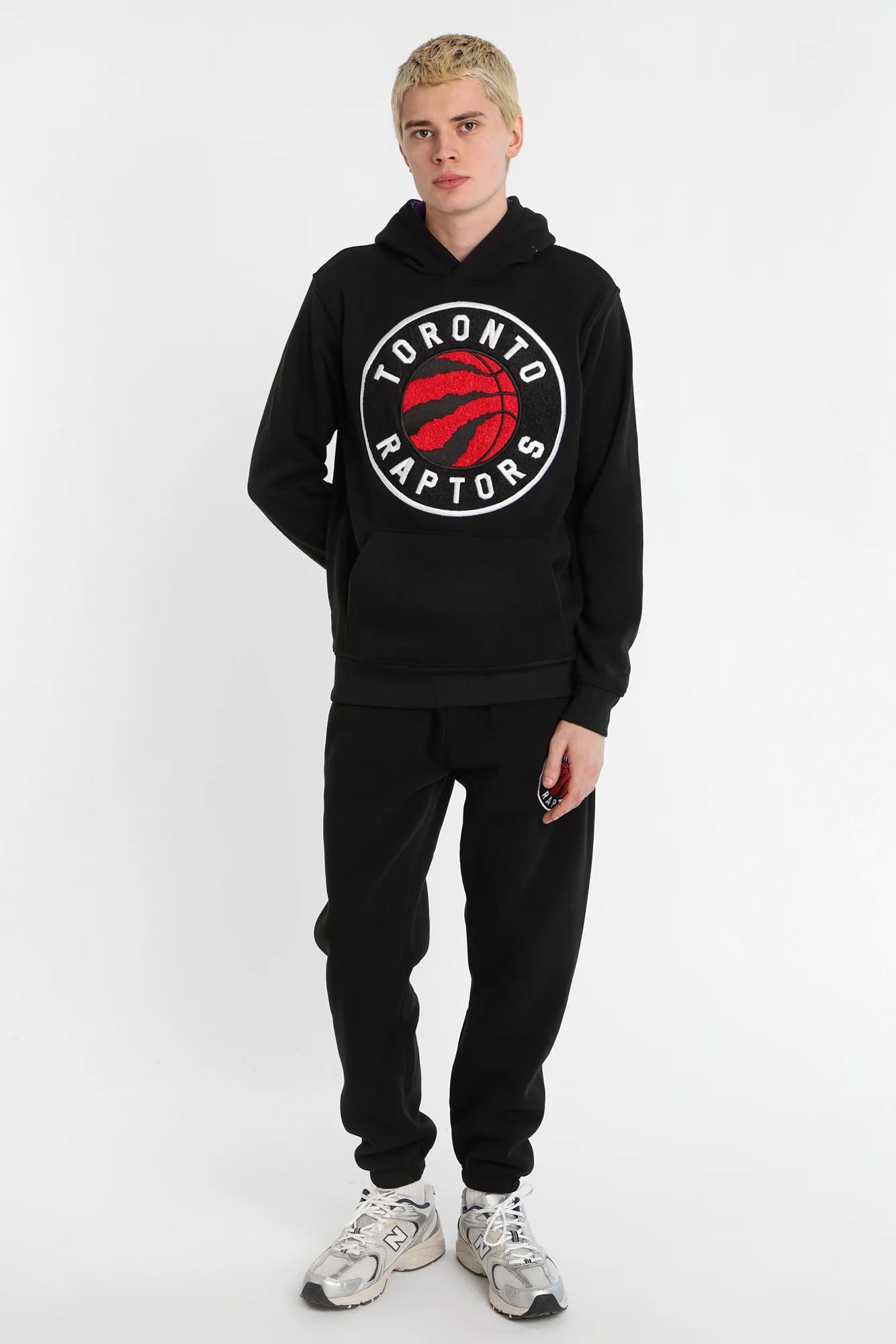 Toronto Raptors Chenille Contrast Hoodie - Image 4