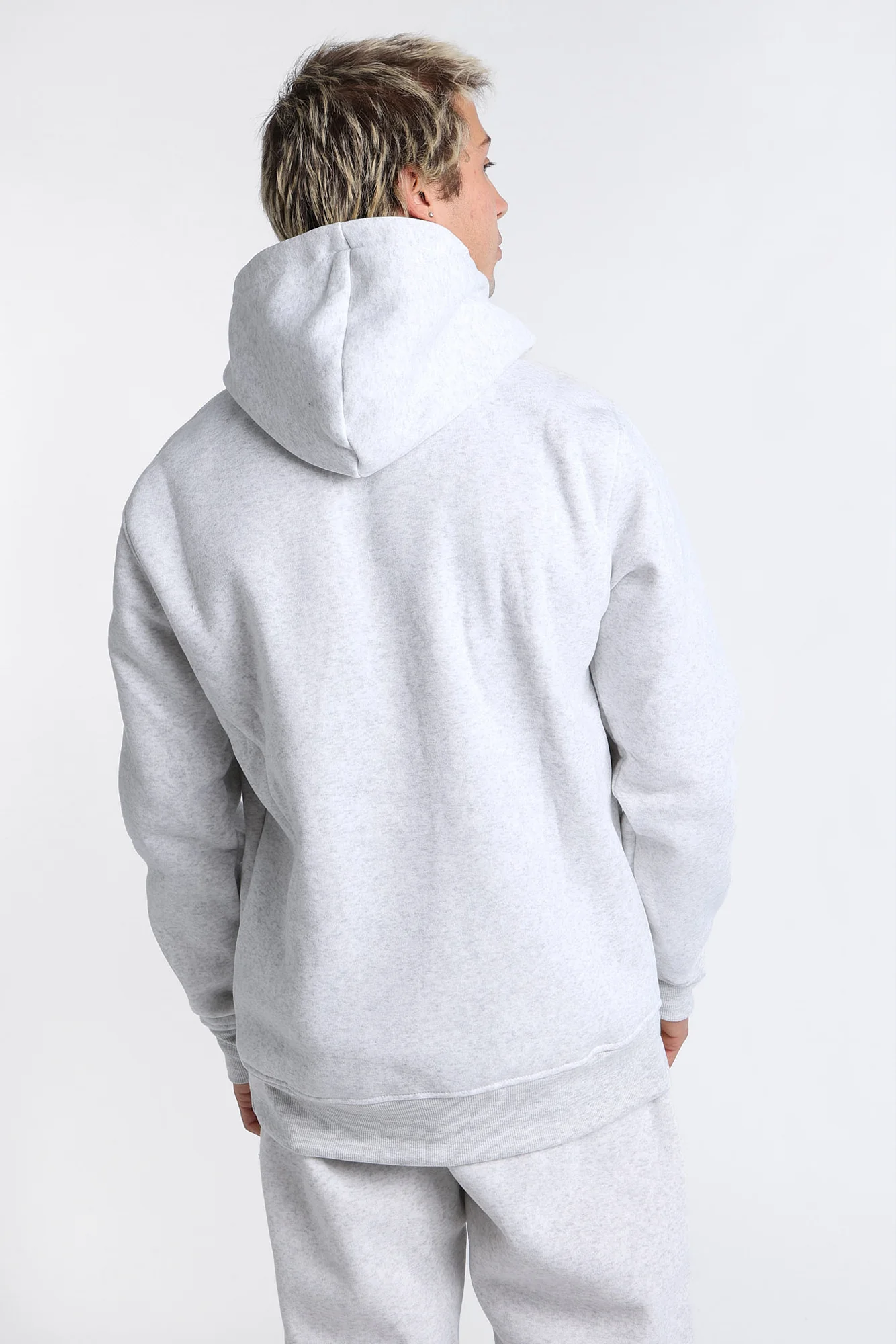 Chicago Bulls Chenille Logo Hoodie - Image 3