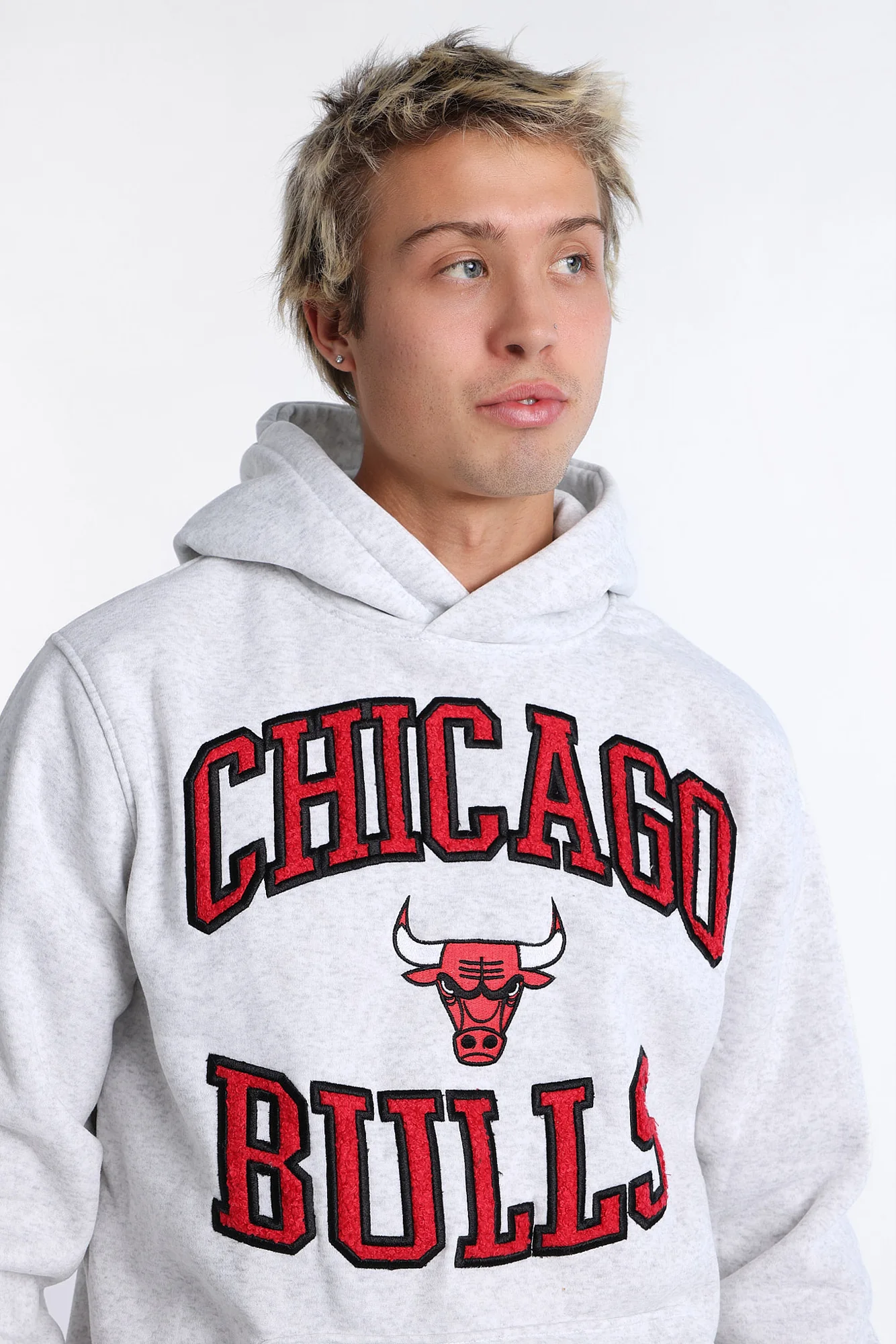 Haut à capuchon logo chenille Chicago Bulls - Image 2