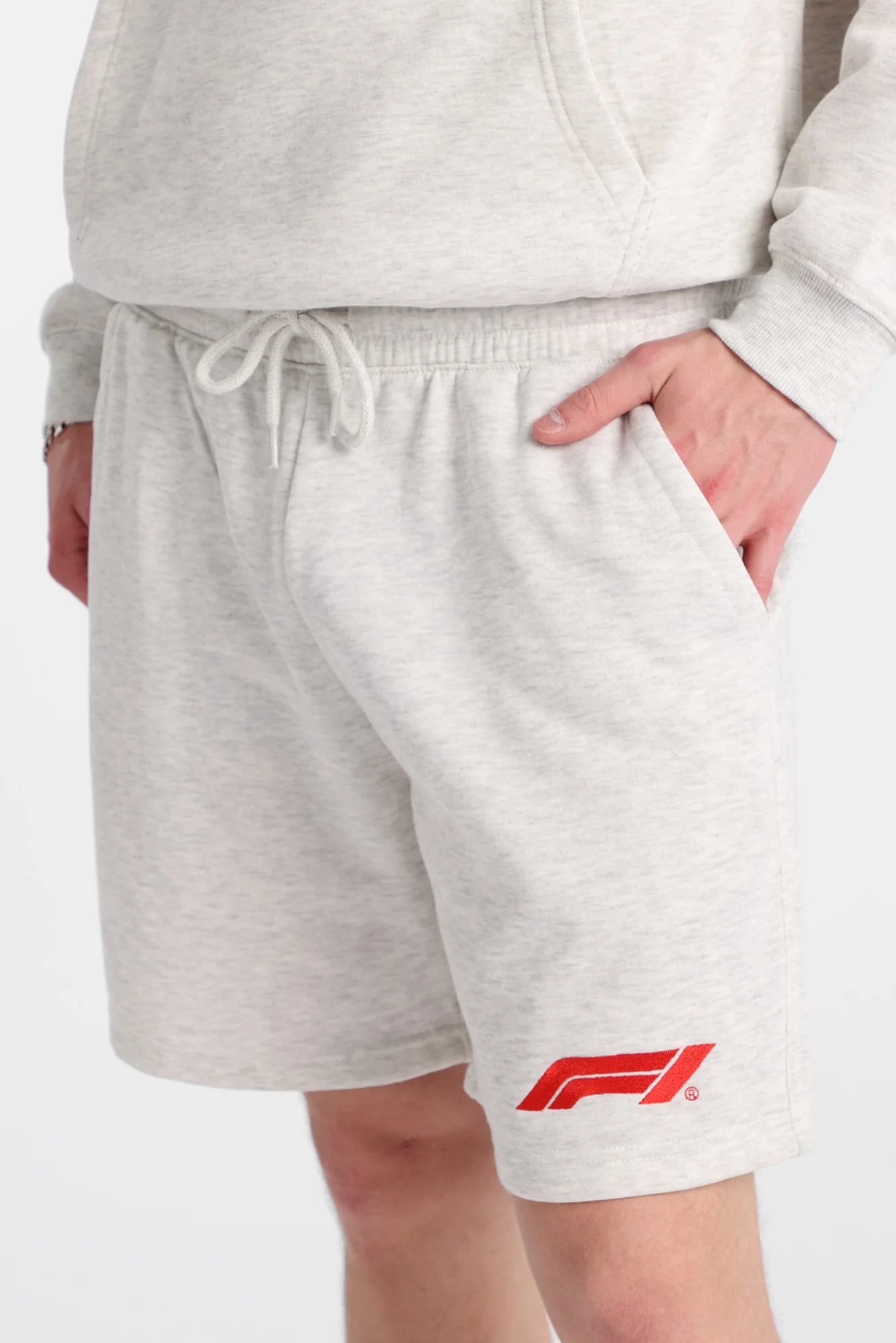 Short en molleton F1 brodé - Image 2