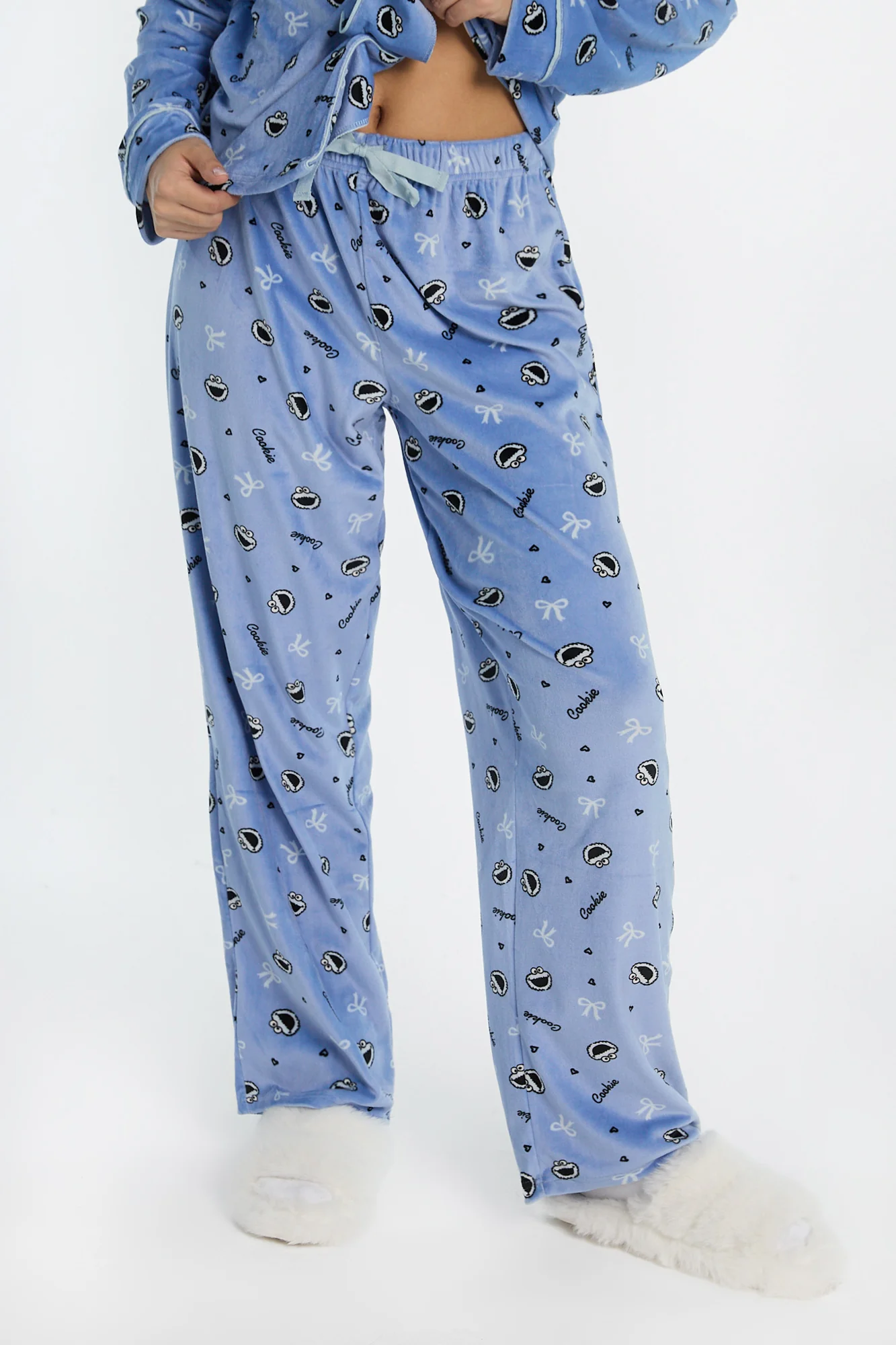 Cookie Monster Velour 2-Piece Pajama Shirt & Pant Set - Image 4