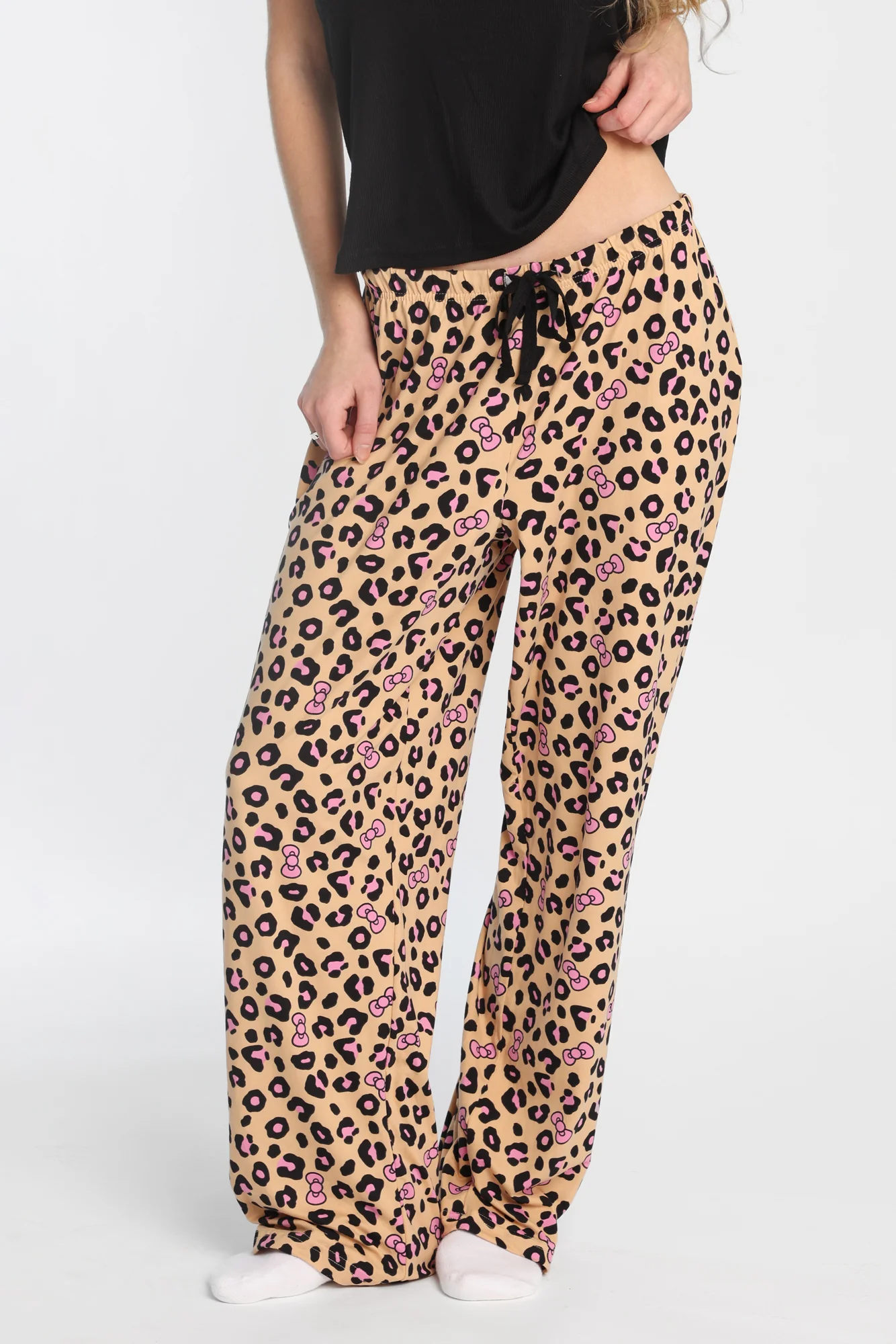 Hello Kitty Leopard Ribbed Pajama Tank Top And Pants 2-Piece Set - Image 4